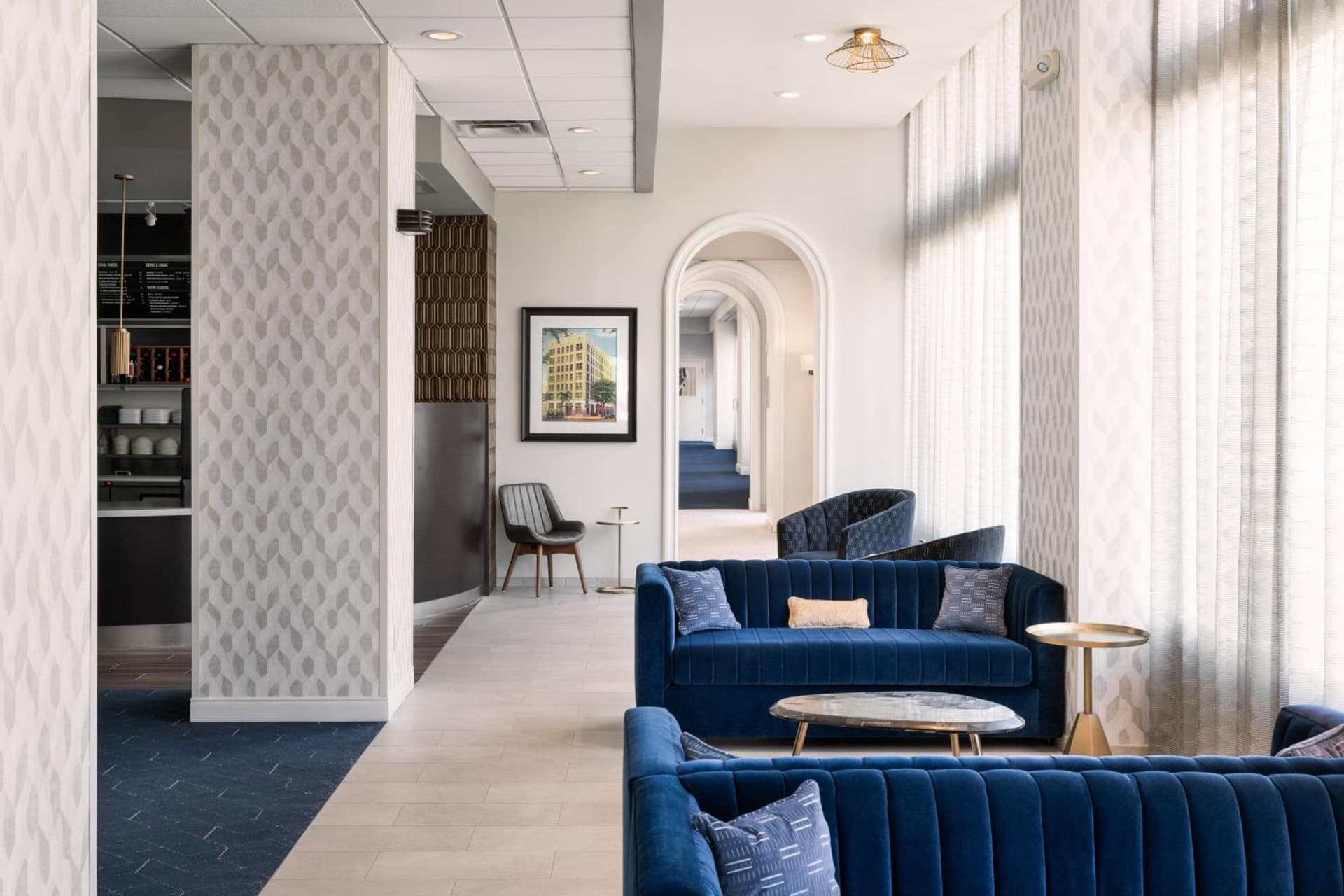 Courtyard by Marriott St. Petersburg Downtown gallery photo in St Petersburg, FL — image 16