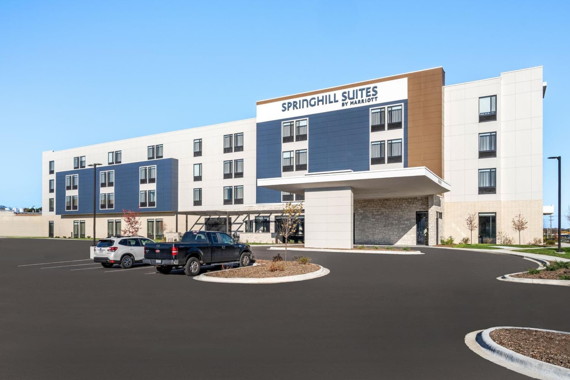 SpringHill Suites by Marriott Menomonee Falls featured exterior or lobby in Menomonee Falls, WI — similar hotel