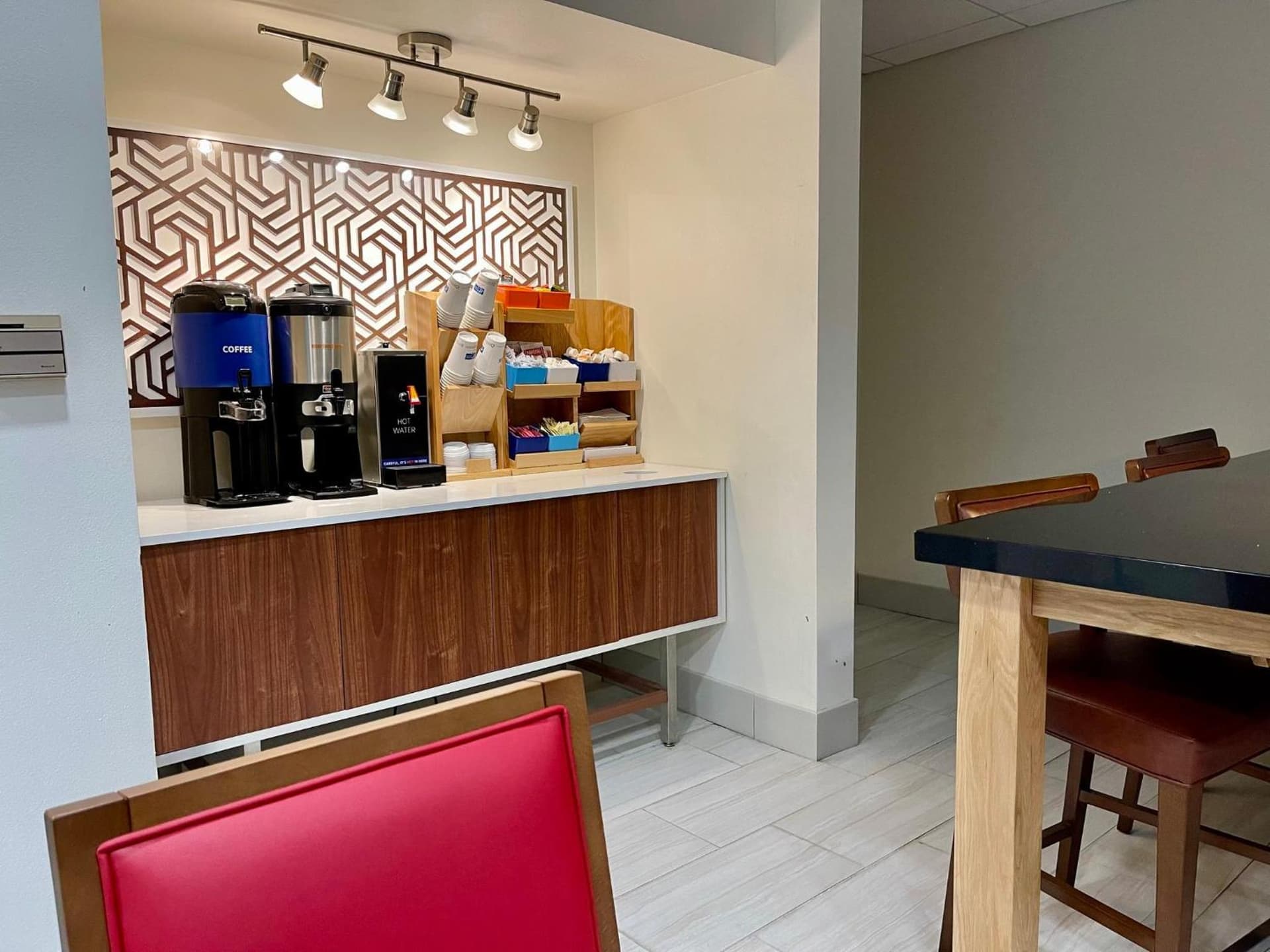 Holiday Inn Express & Suites Sulphur - Lake Charles by IHG gallery photo in Sulphur, LA — image 17