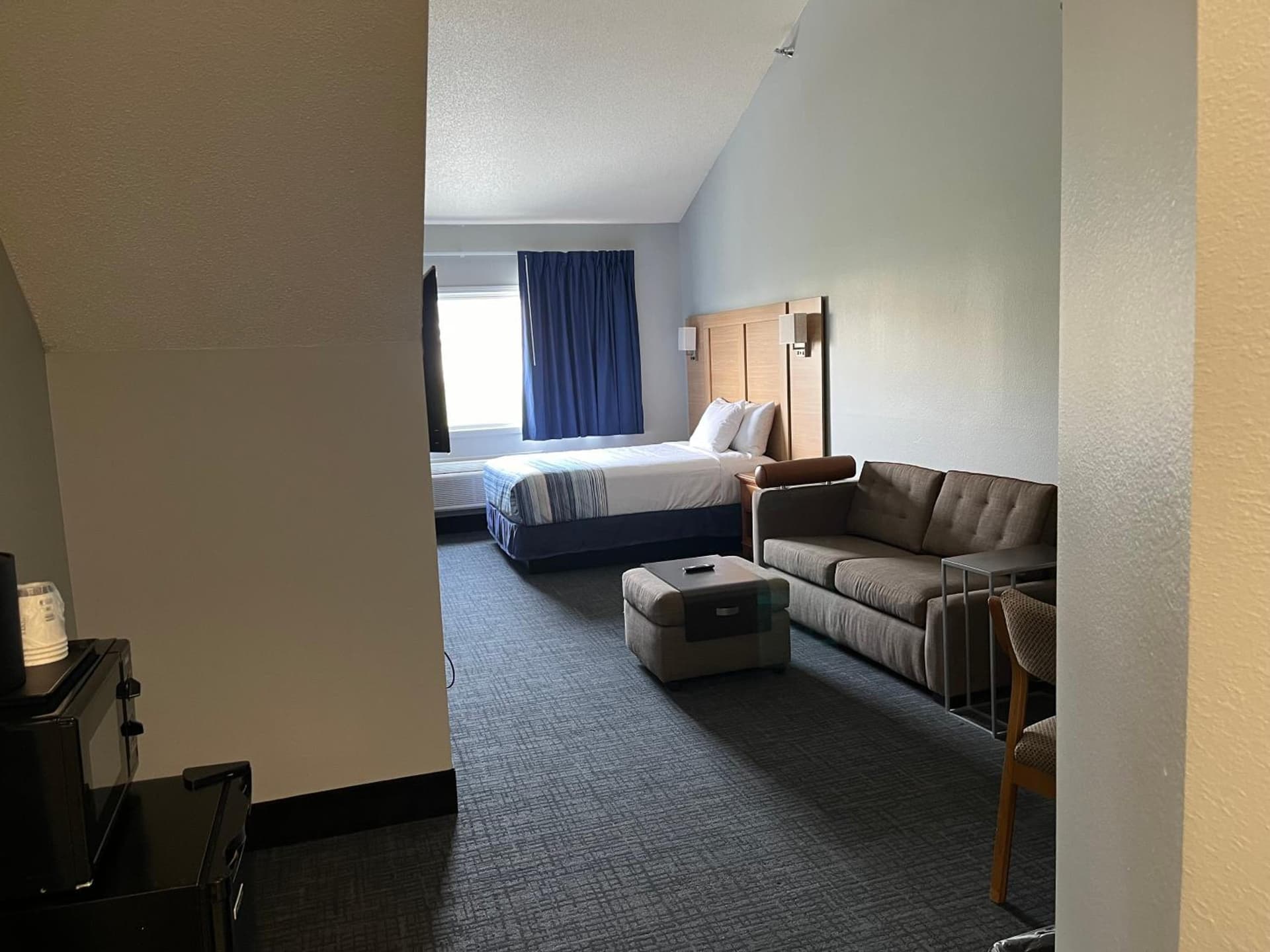Days Inn & Suites by Wyndham Williamsburg IA North gallery photo in Williamsburg, IA — image 4