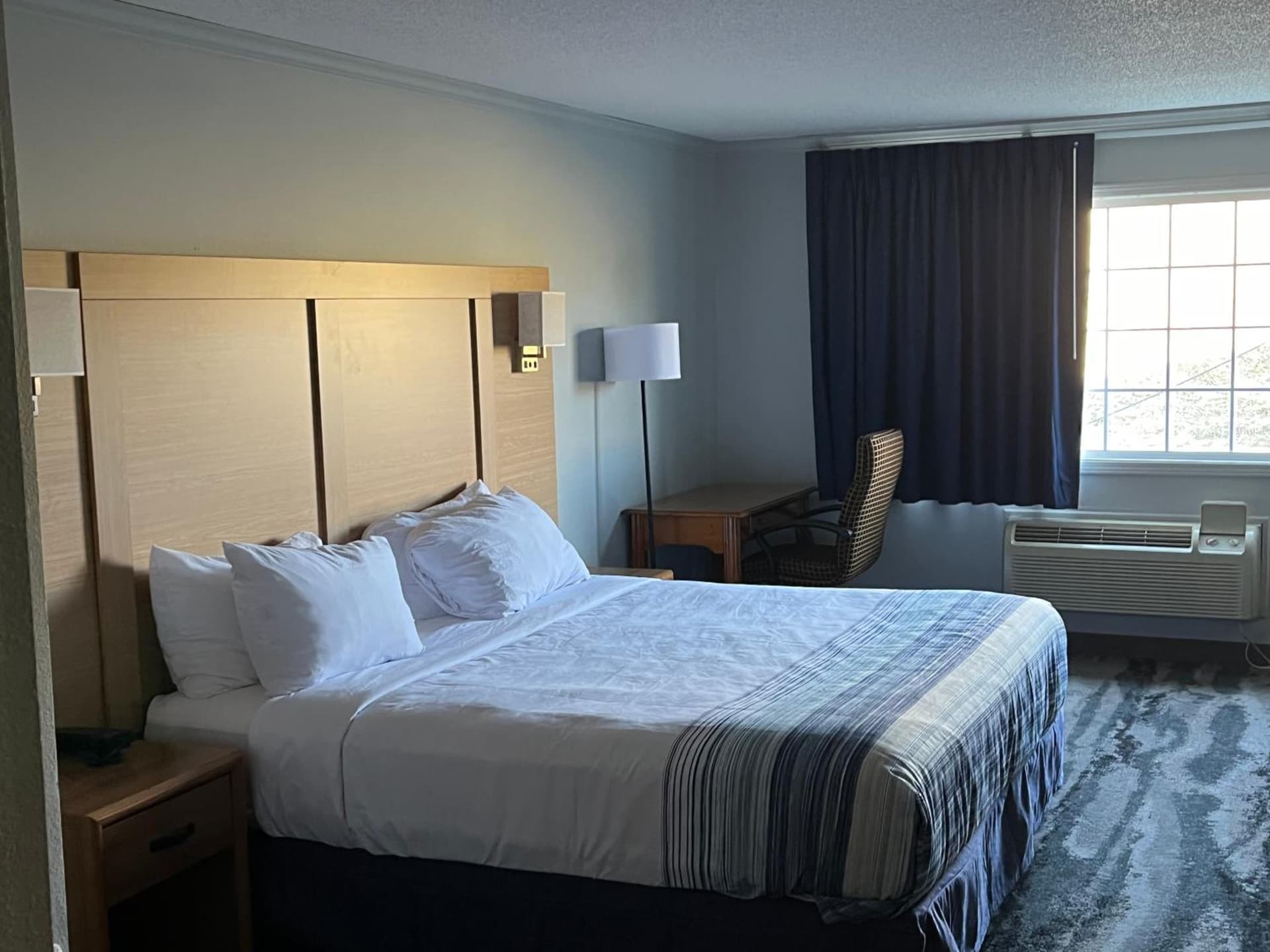 Days Inn & Suites by Wyndham Williamsburg IA North gallery photo in Williamsburg, IA — image 47