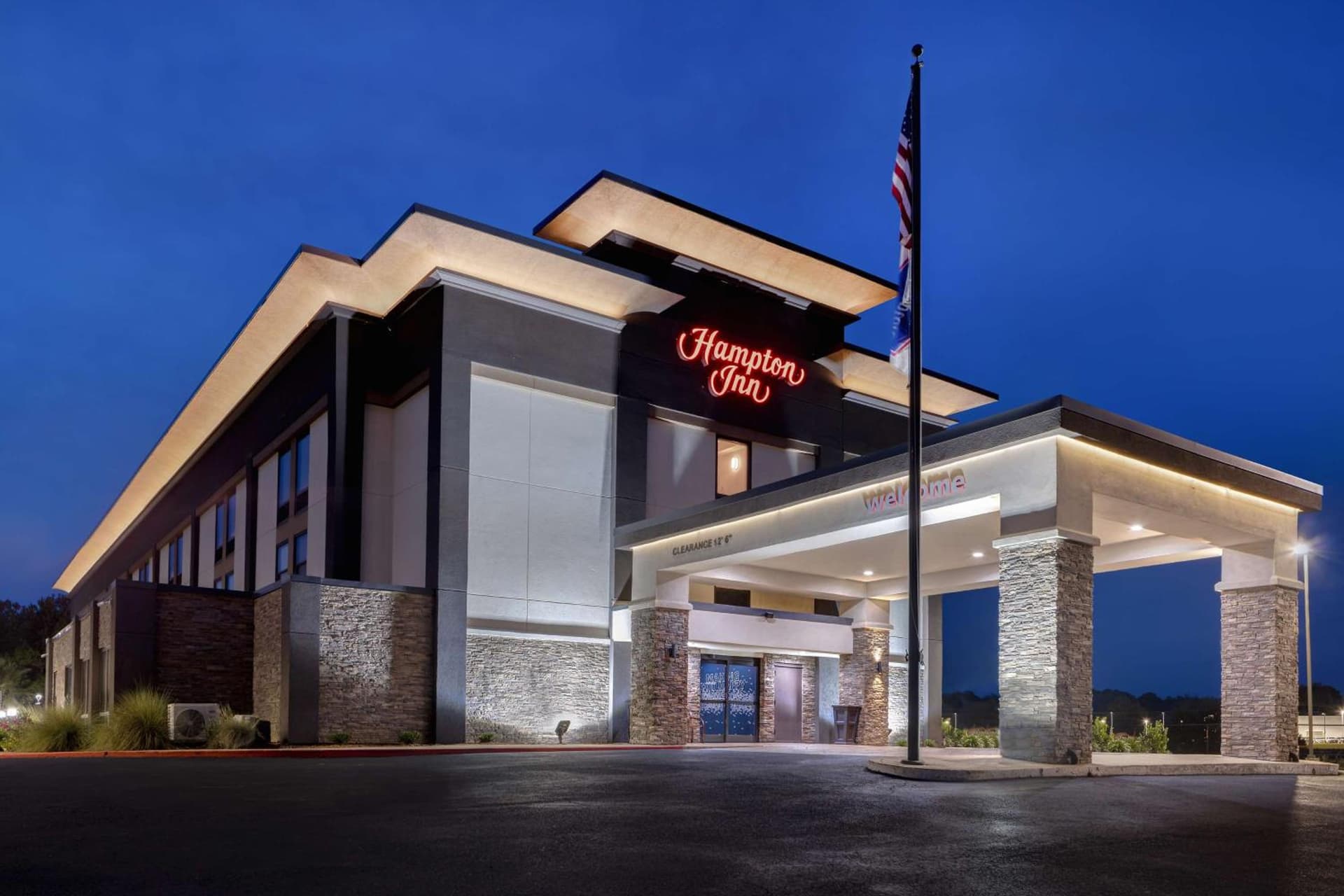 Hampton Inn Natchitoches property views in Shamard Heights, LA — gallery photo 3
