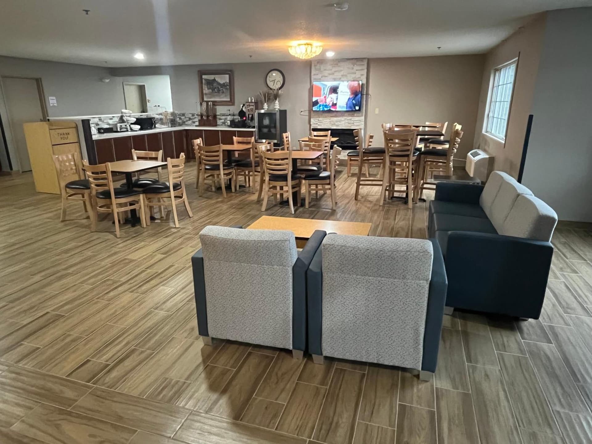 Days Inn & Suites by Wyndham Williamsburg IA North gallery photo in Williamsburg, IA — image 26