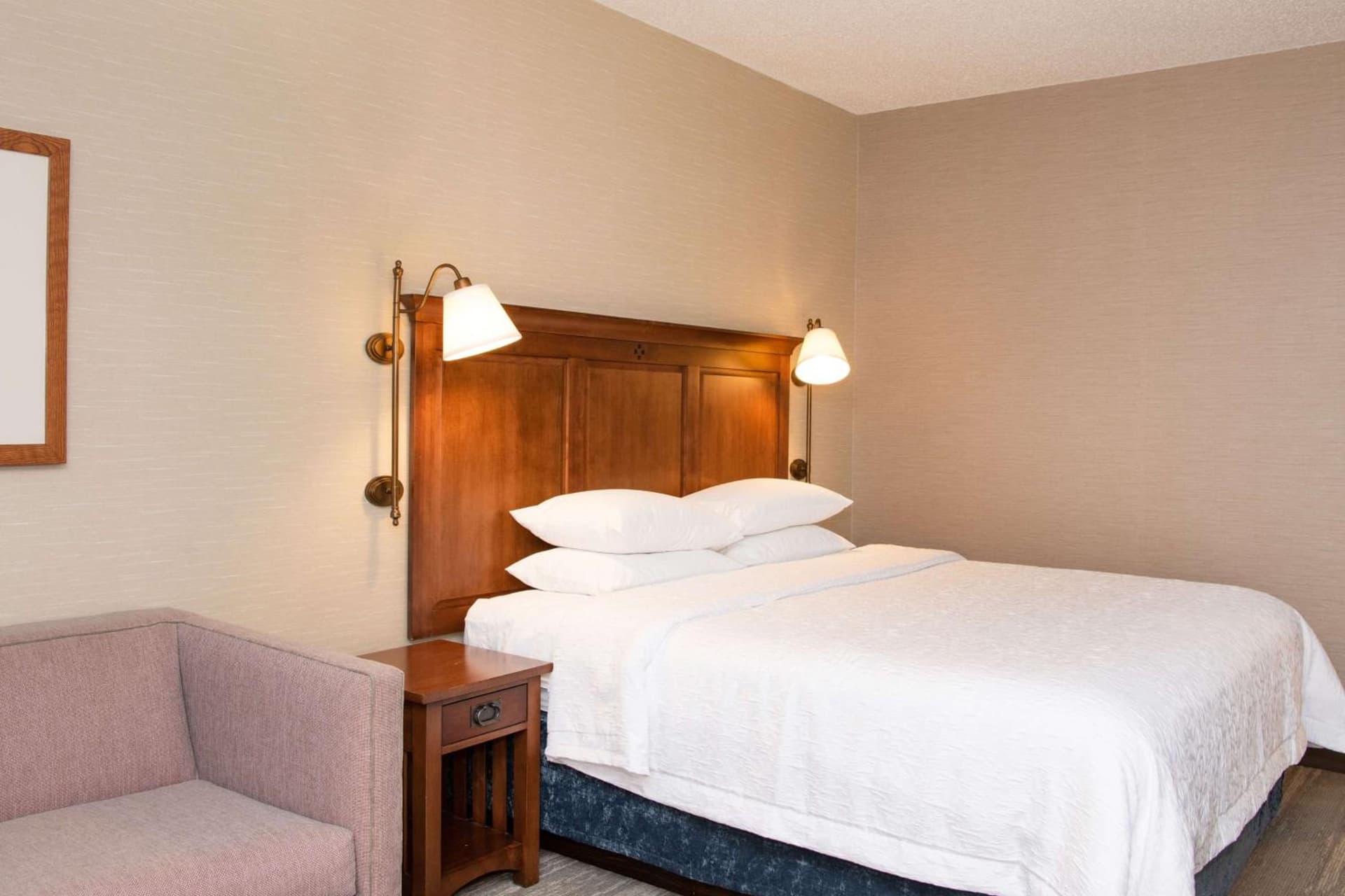 Hampton Inn & Suites Rochester/Victor gallery photo in Victor — image 32