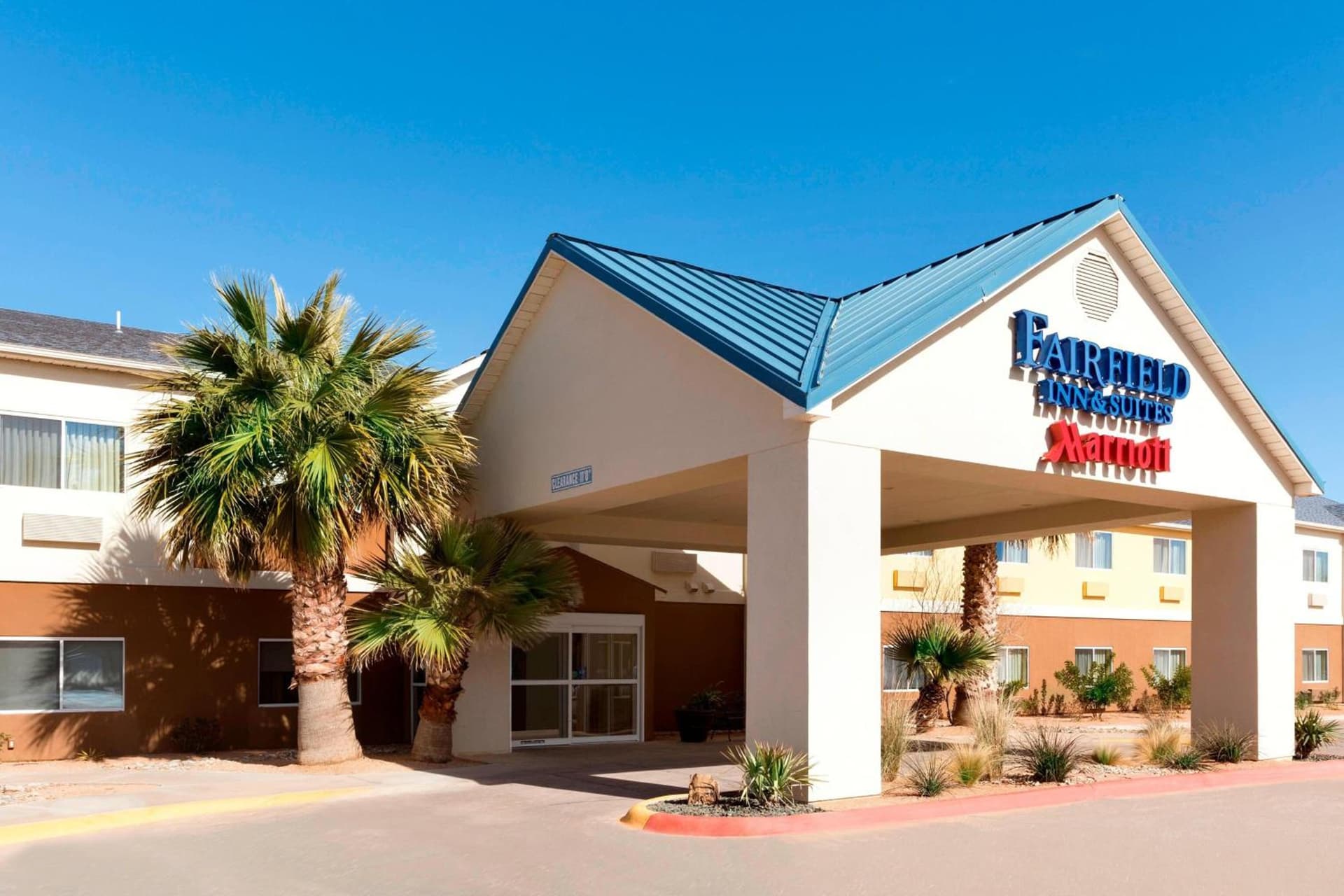 Fairfield Inn & Suites Midland interior in Midland, TX — gallery photo 2