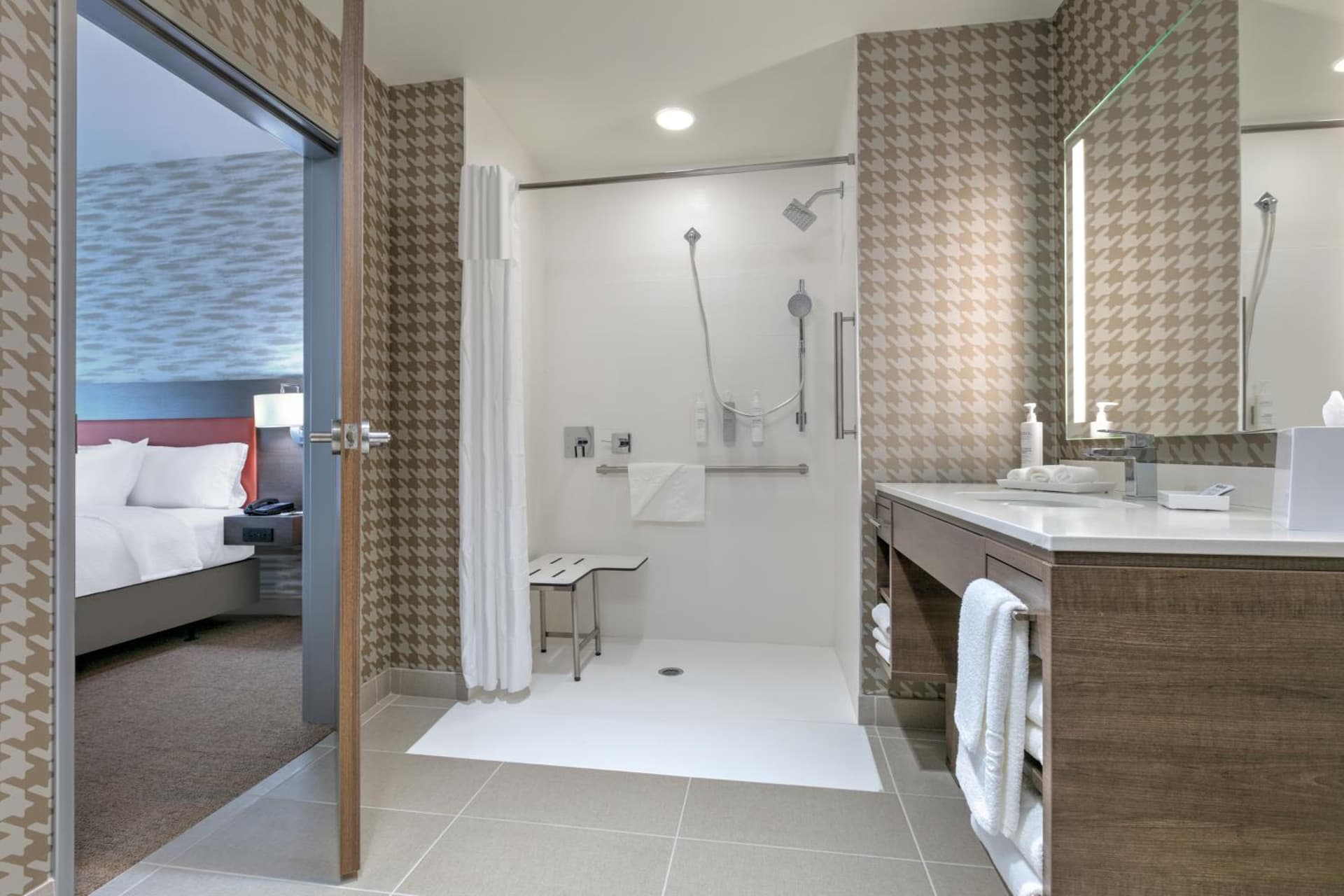 Home2 Suites By Hilton Tulsa Airport gallery photo in Tulsa, OK — image 5