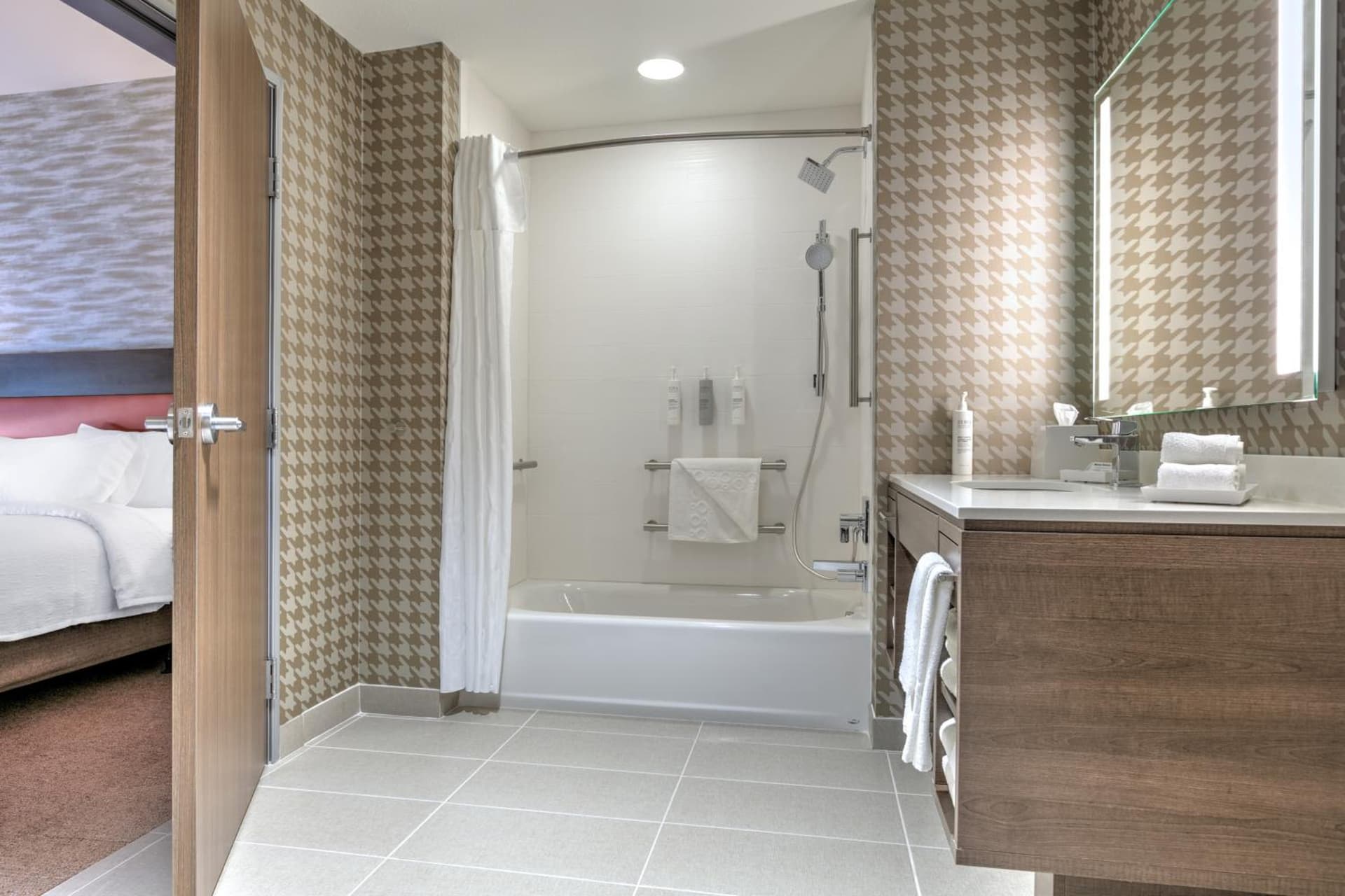 Home2 Suites By Hilton Tulsa Airport gallery photo in Tulsa, OK — image 21