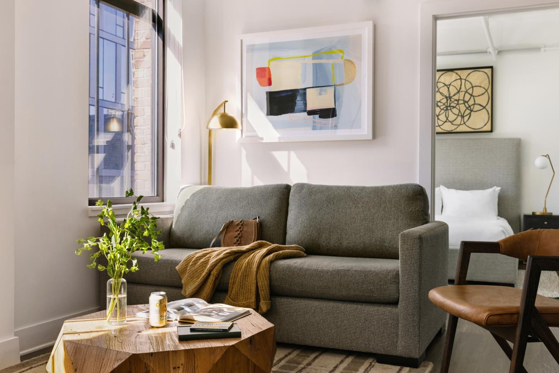 Boulevard Stays Downtown Nashville interior in Nashville, TN — gallery photo 2