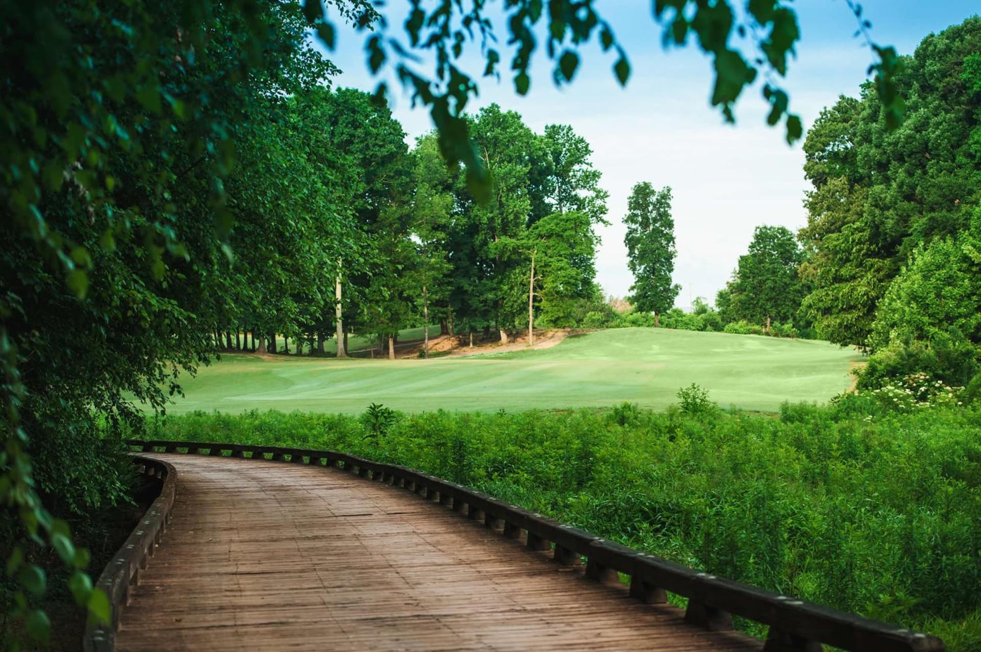 Embassy Suites by Hilton Charlotte Concord Golf Resort & Spa gallery photo in Concord, NC — image 78