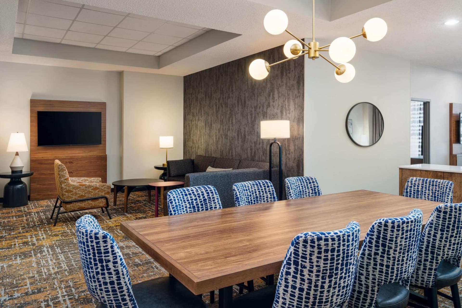 Embassy Suites Huntsville gallery photo in Huntsville, AL — image 47