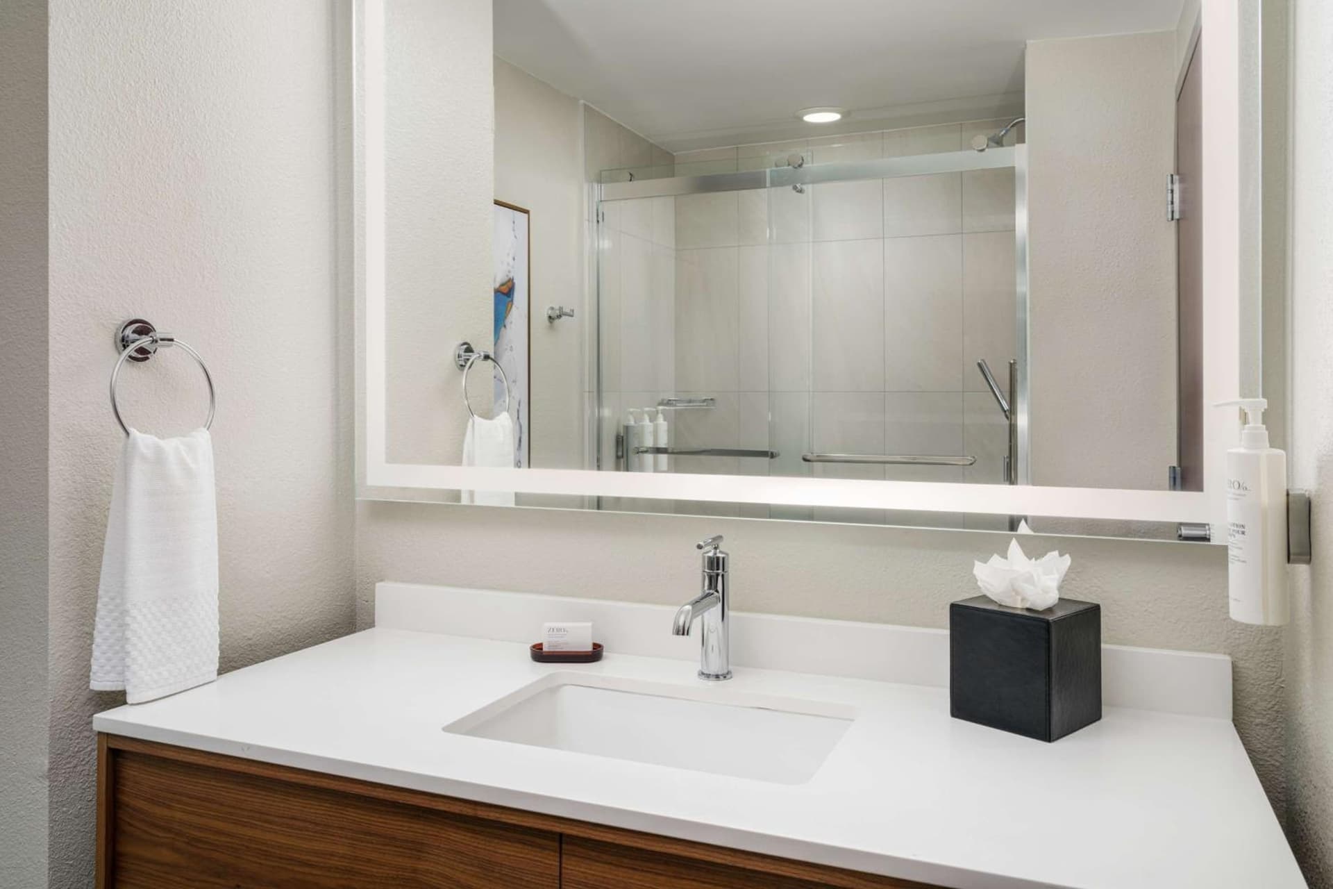 Embassy Suites Huntsville gallery photo in Huntsville, AL — image 80