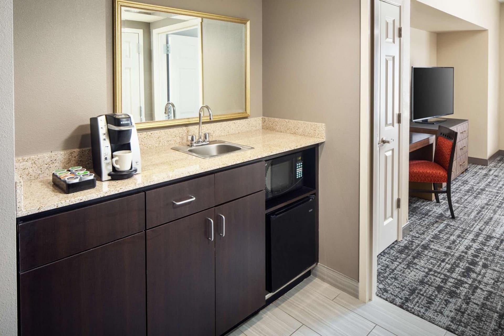 Embassy Suites by Hilton Laredo gallery photo in Laredo, TX — image 23