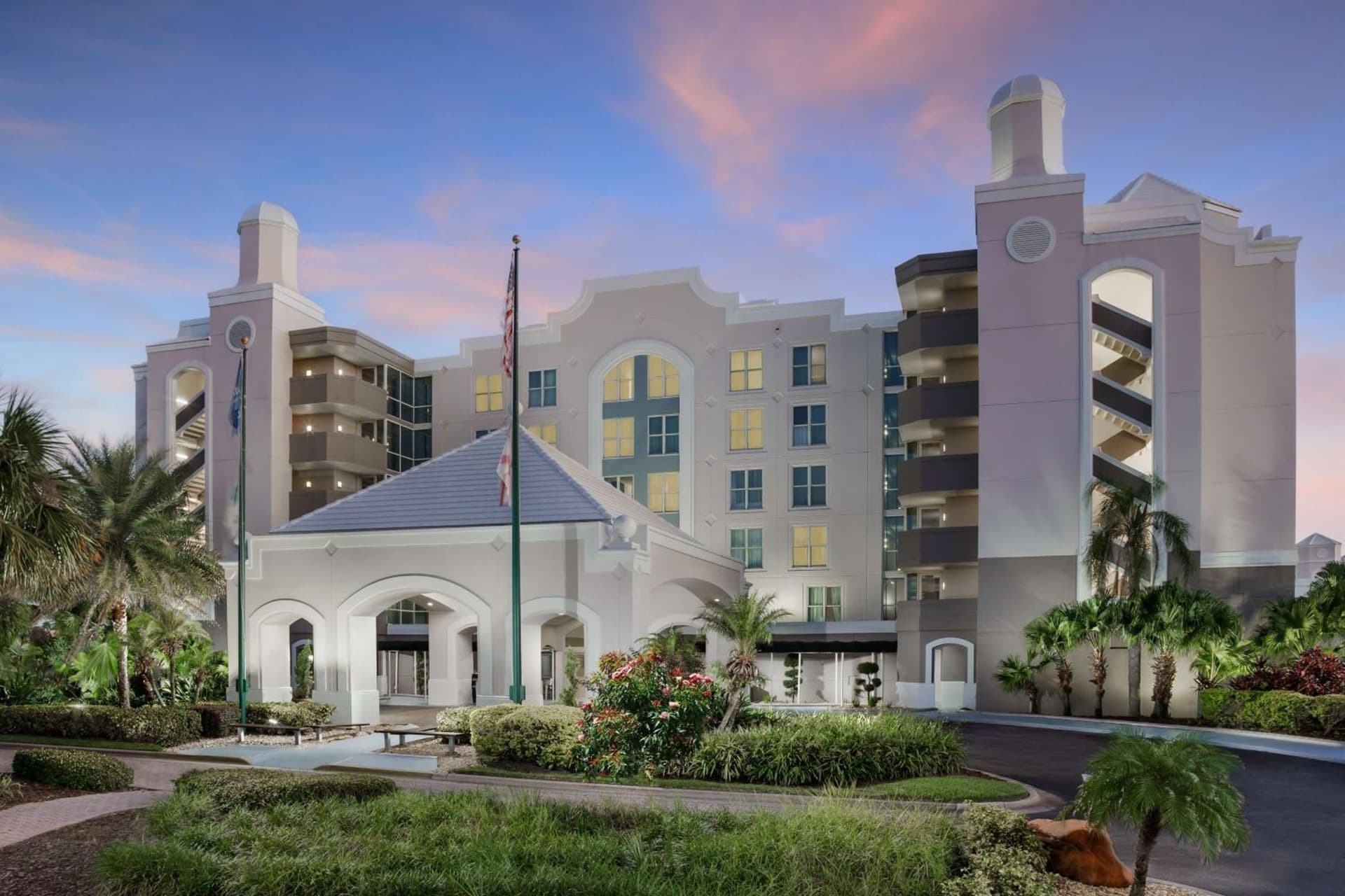 Embassy Suites by Hilton Orlando Lake Buena Vista Resort featured exterior or lobby in Orlando, FL — similar hotel