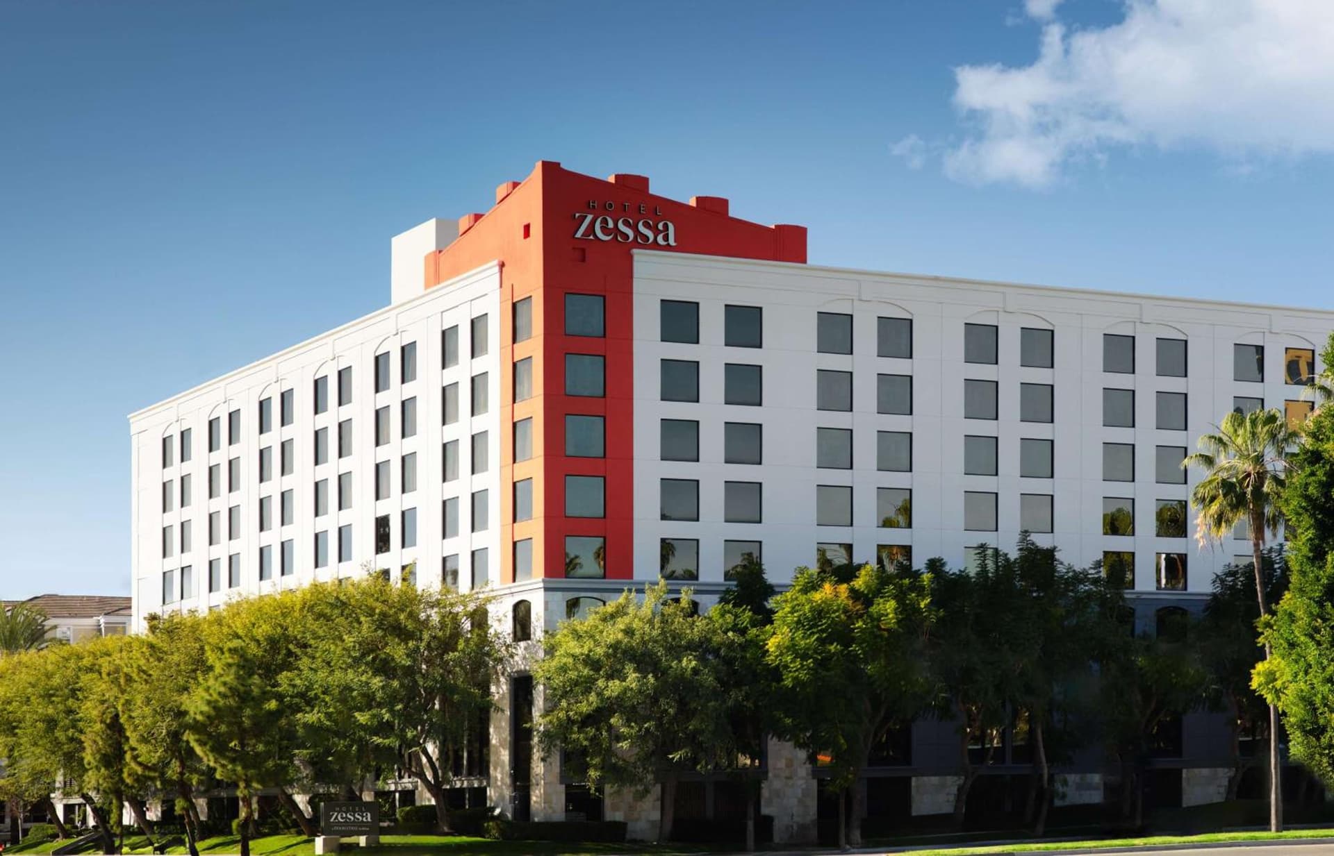 Hotel Zessa Orange County Airport, a DoubleTree by Hilton interior in Santa Ana, CA — gallery photo 2