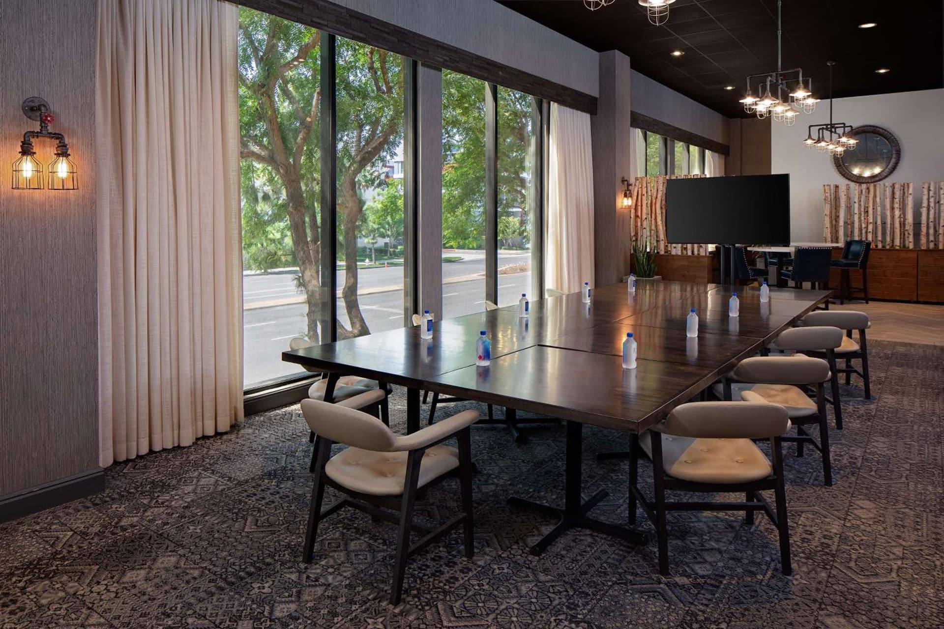 Hotel Zessa Orange County Airport, a DoubleTree by Hilton gallery photo in Santa Ana, CA — image 33