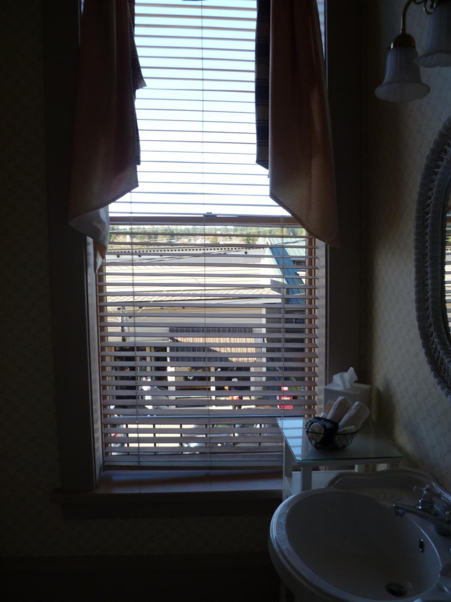 Hotel Planter gallery photo in La Conner, WA — image 40