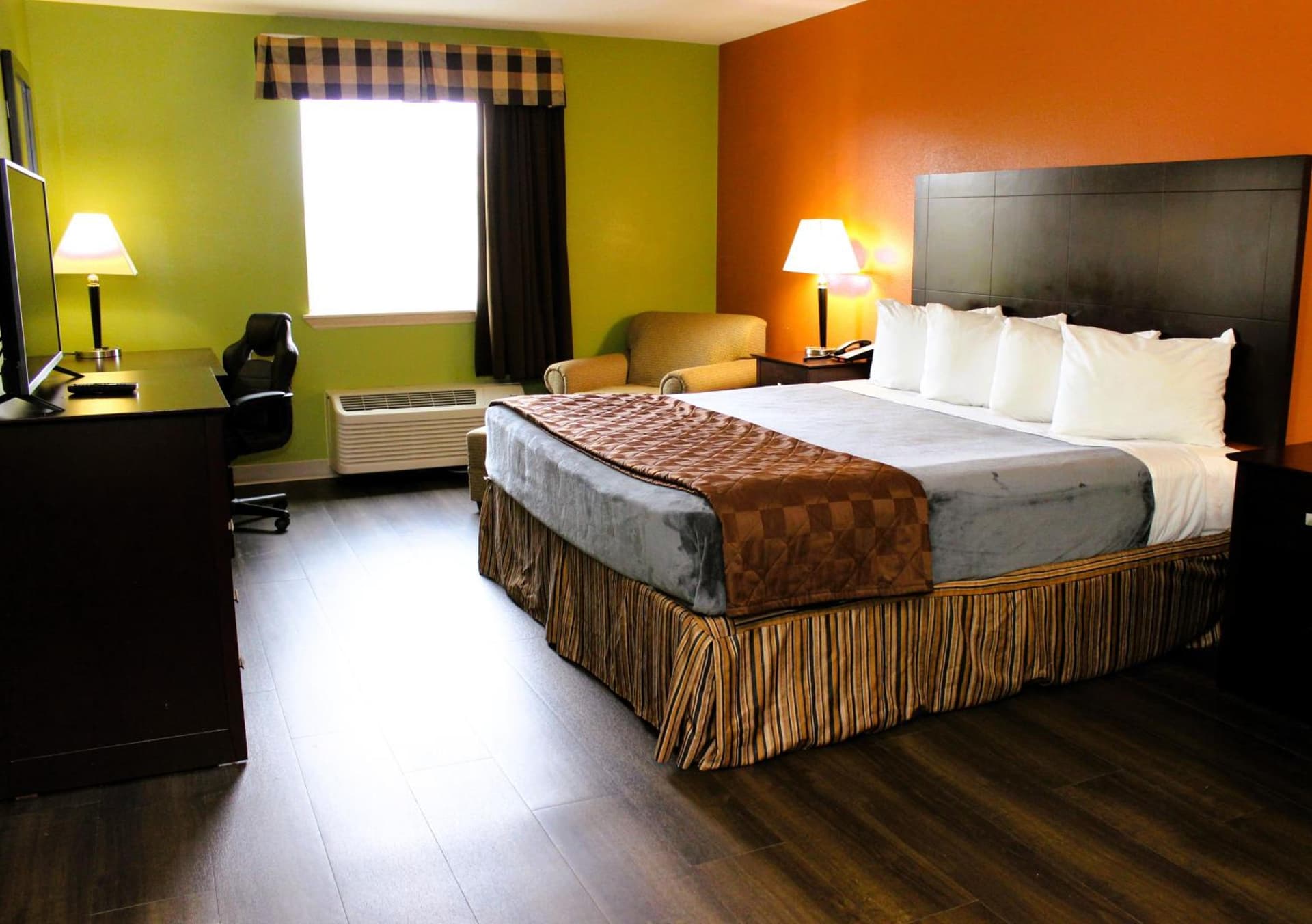 Scottish Inns Killeen near Fort Cavazos gallery photo in Killeen, TX — image 18