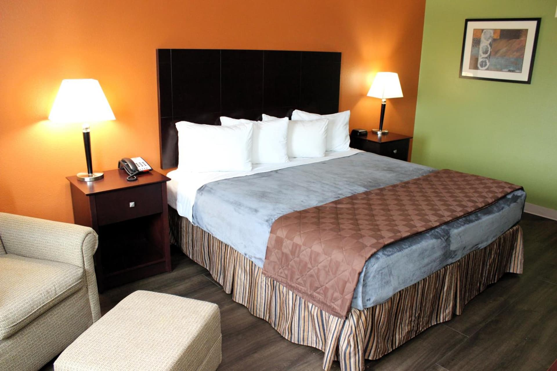 Scottish Inns Killeen near Fort Cavazos gallery photo in Killeen, TX — image 7