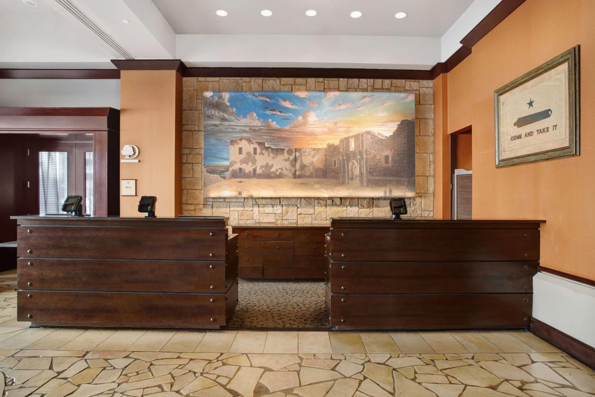 The Emily Morgan Hotel - A DoubleTree by Hilton gallery photo in San Antonio, TX — image 73