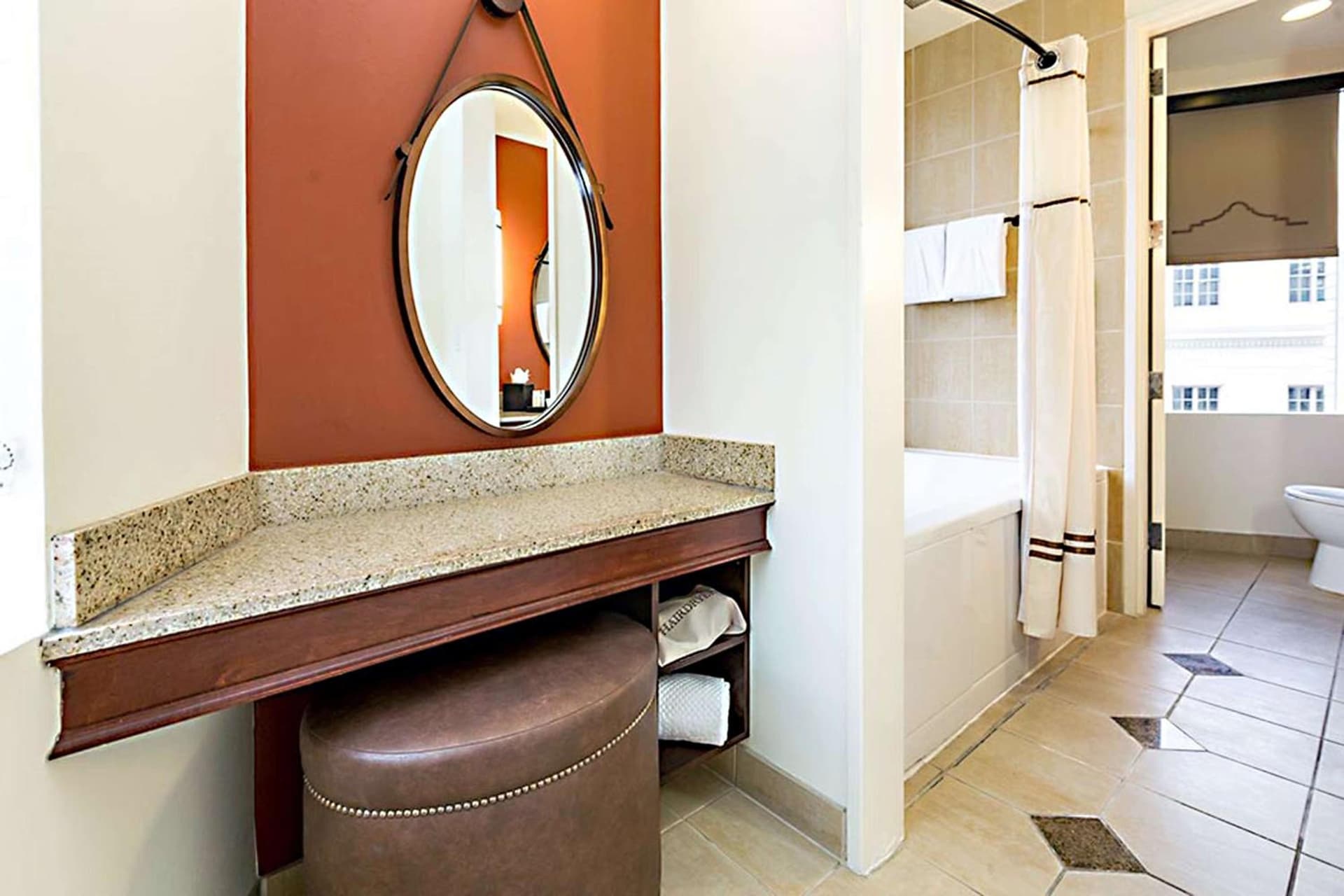 The Emily Morgan Hotel - A DoubleTree by Hilton gallery photo in San Antonio, TX — image 4