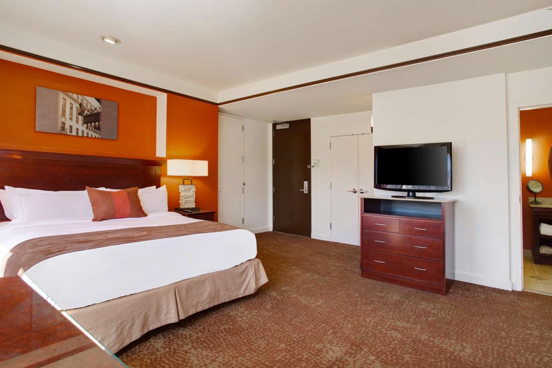 The Emily Morgan Hotel - A DoubleTree by Hilton gallery photo in San Antonio, TX — image 8