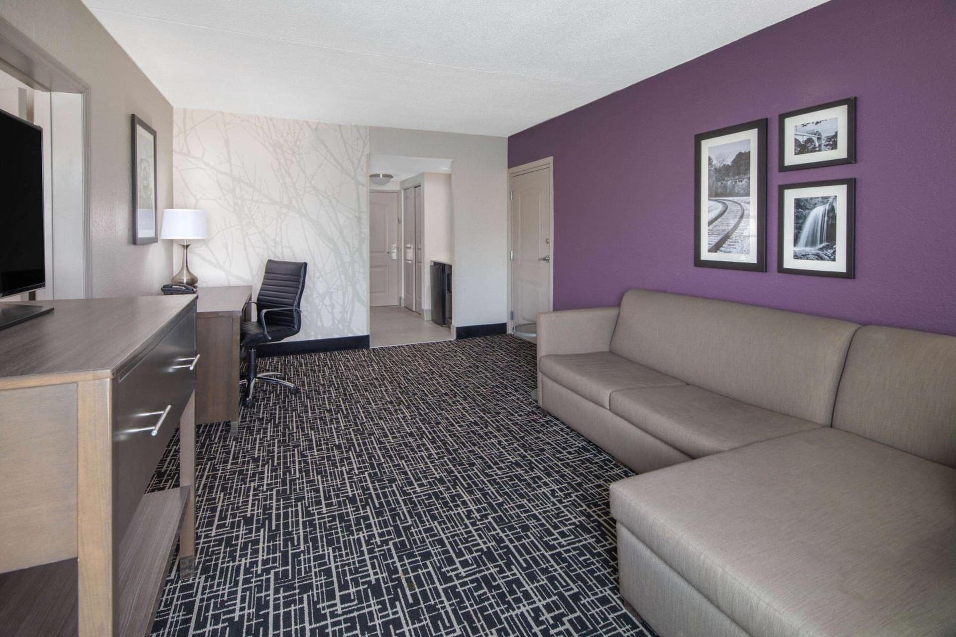 La Quinta by Wyndham Chattanooga - East Ridge gallery photo in Chattanooga, TN — image 7