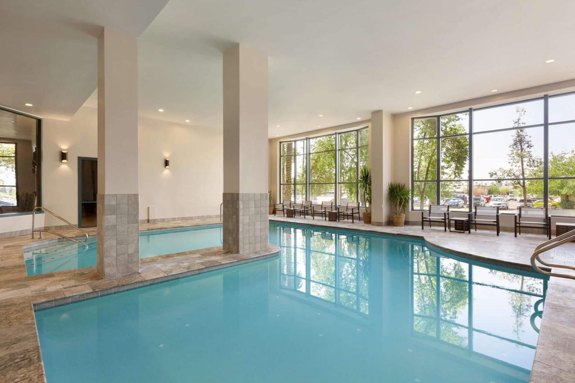 Embassy Suites by Hilton Phoenix Downtown North interior in Phoenix, AZ — gallery photo 2