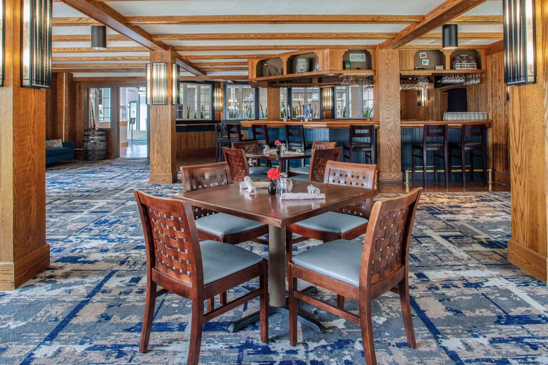 DoubleTree by Hilton Hotel Burlington Vermont gallery photo in Burlington, VT — image 32