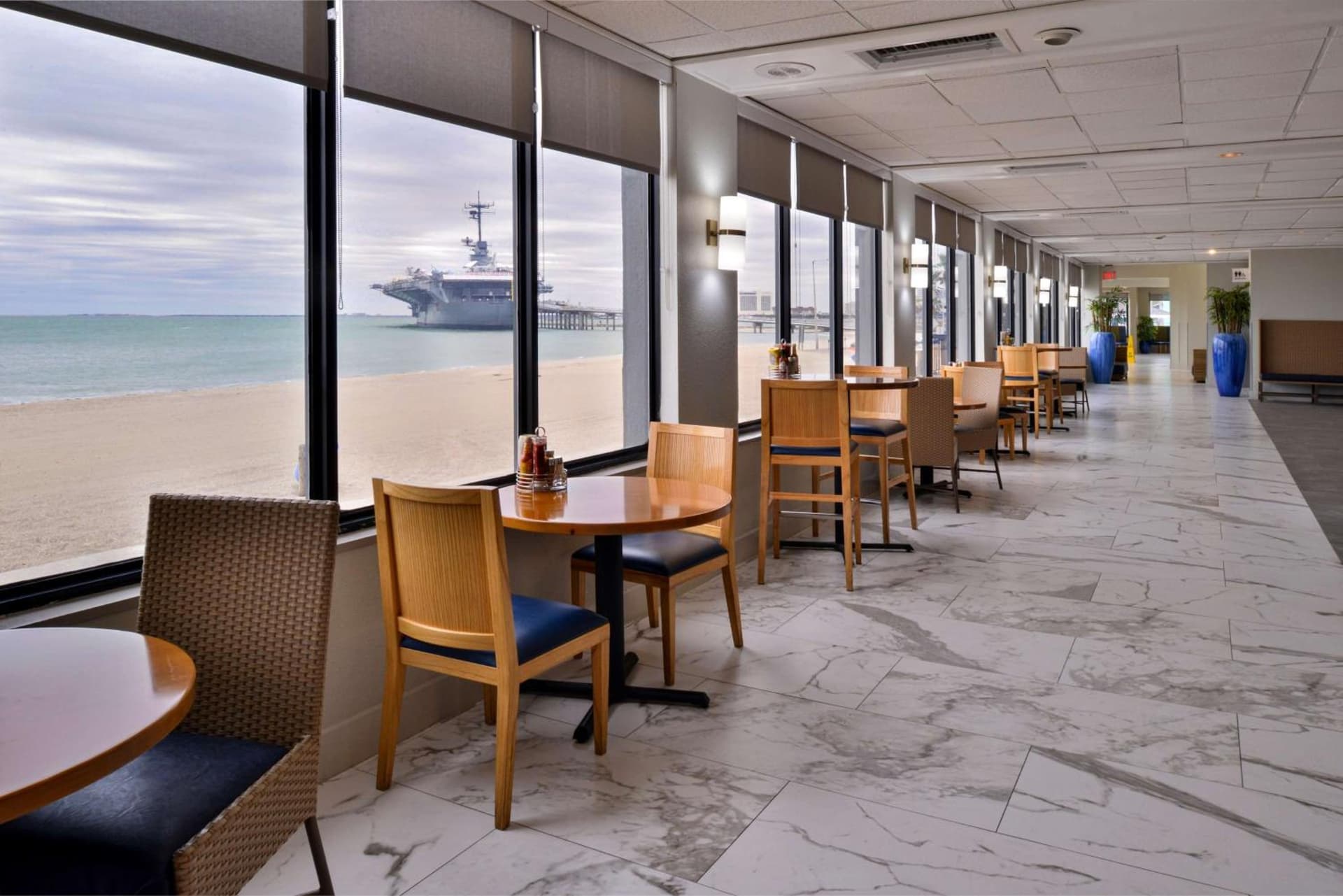 DoubleTree by Hilton Corpus Christi Beachfront gallery photo in Corpus Christi, TX — image 84