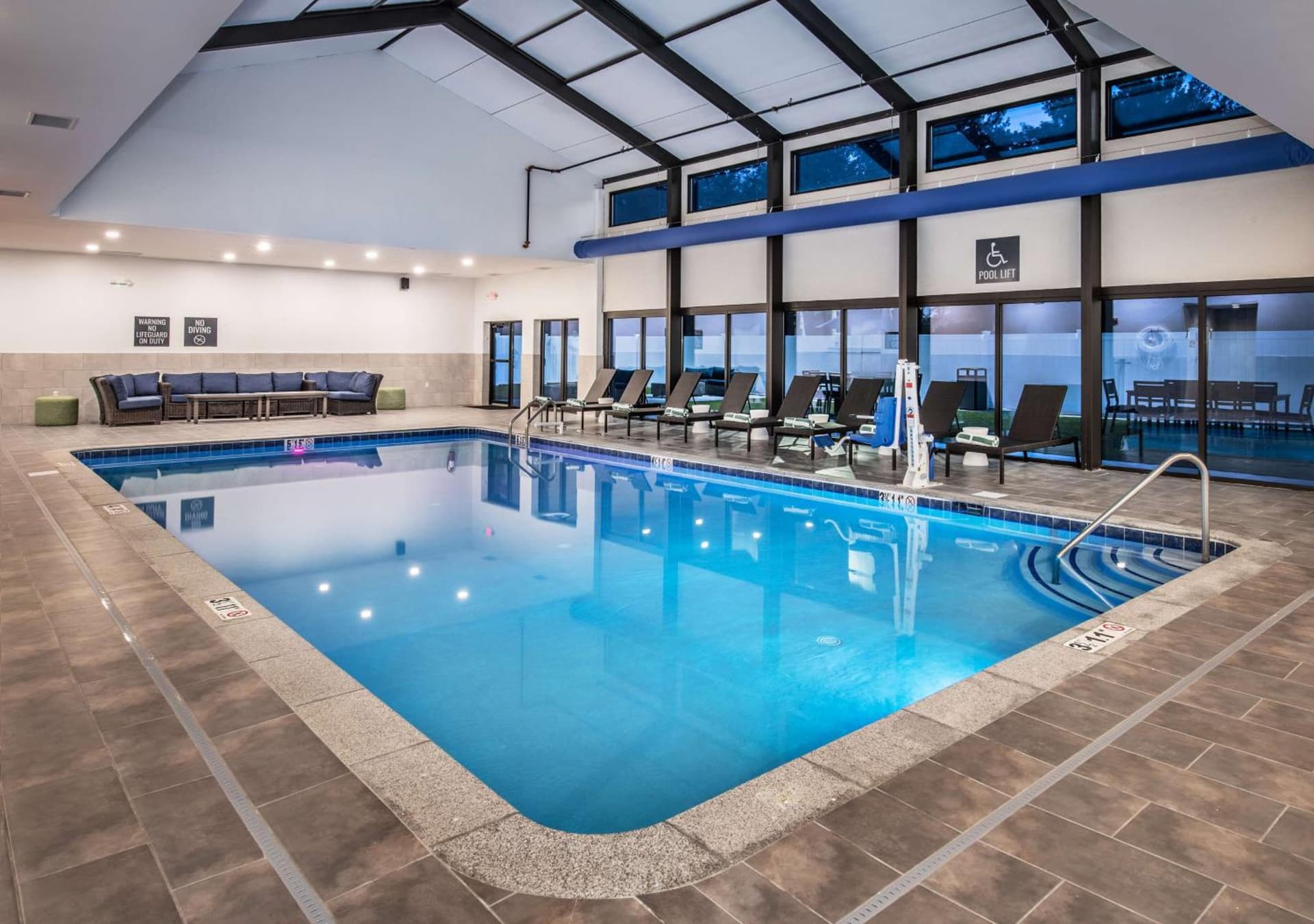 DoubleTree by Hilton Monroe Township Cranbury gallery photo in Monroe Township, NJ — image 7