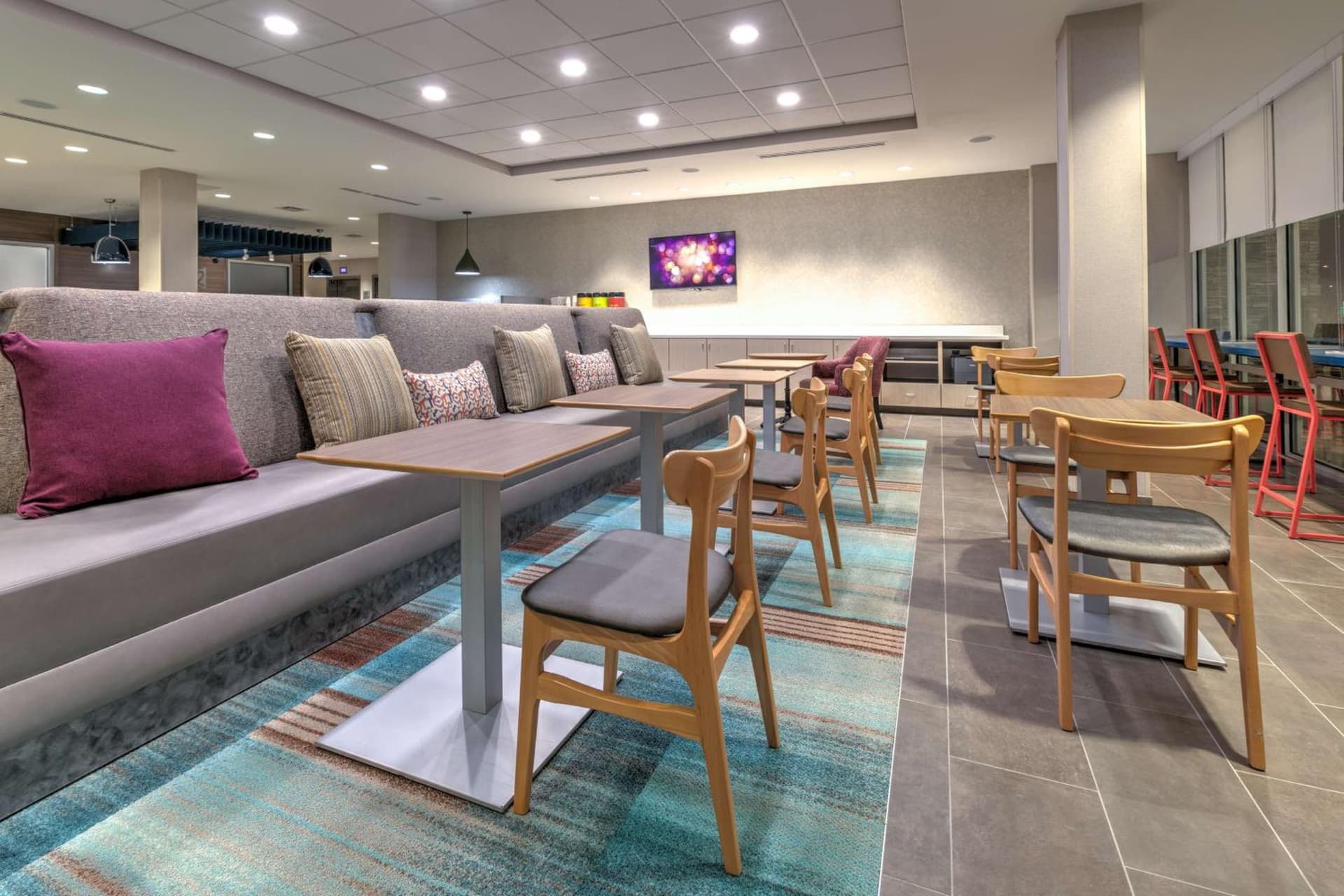 Home2 Suites By Hilton Tulsa Airport gallery photo in Tulsa, OK — image 15