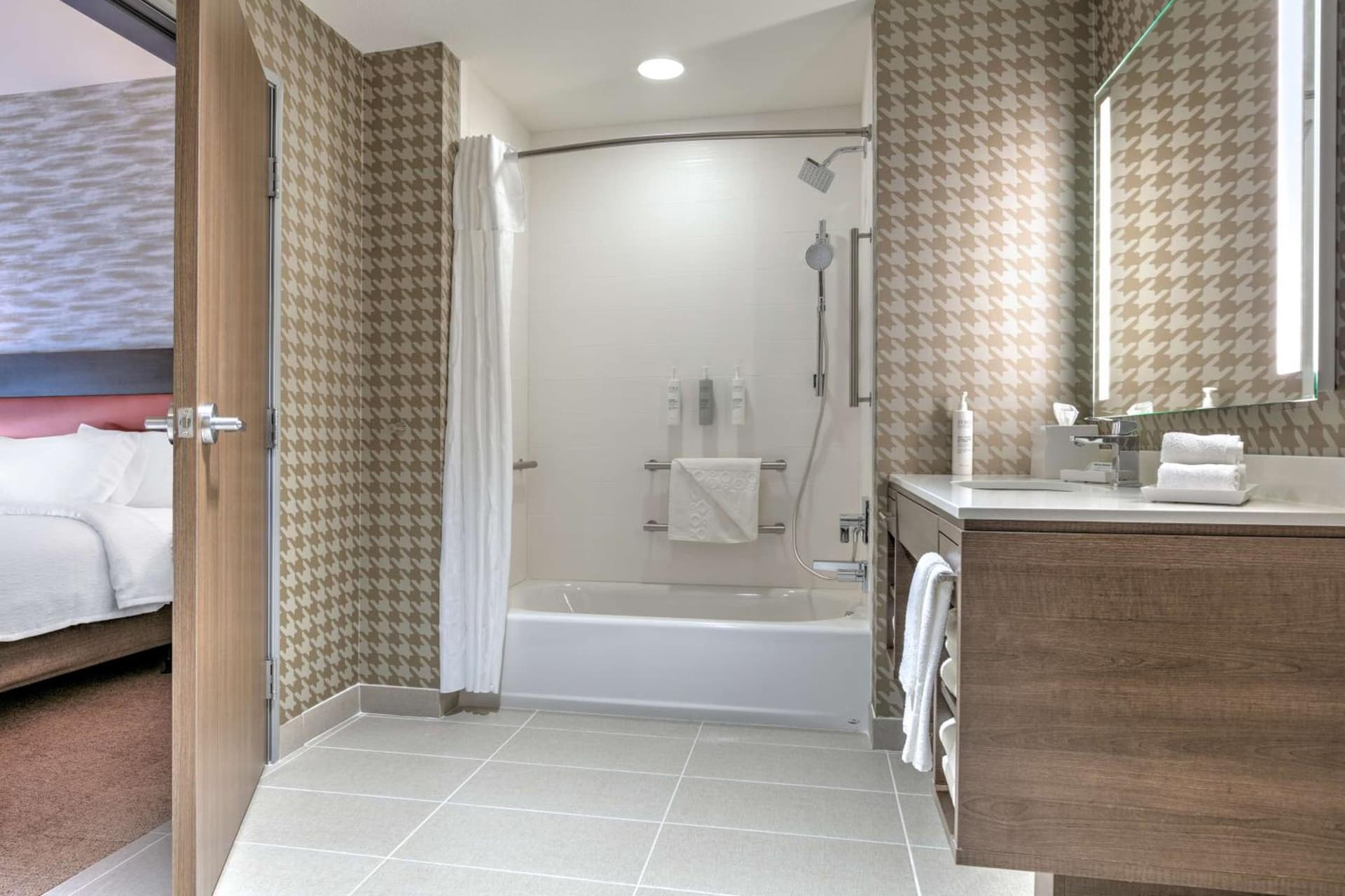 Home2 Suites By Hilton Tulsa Airport gallery photo in Tulsa, OK — image 33