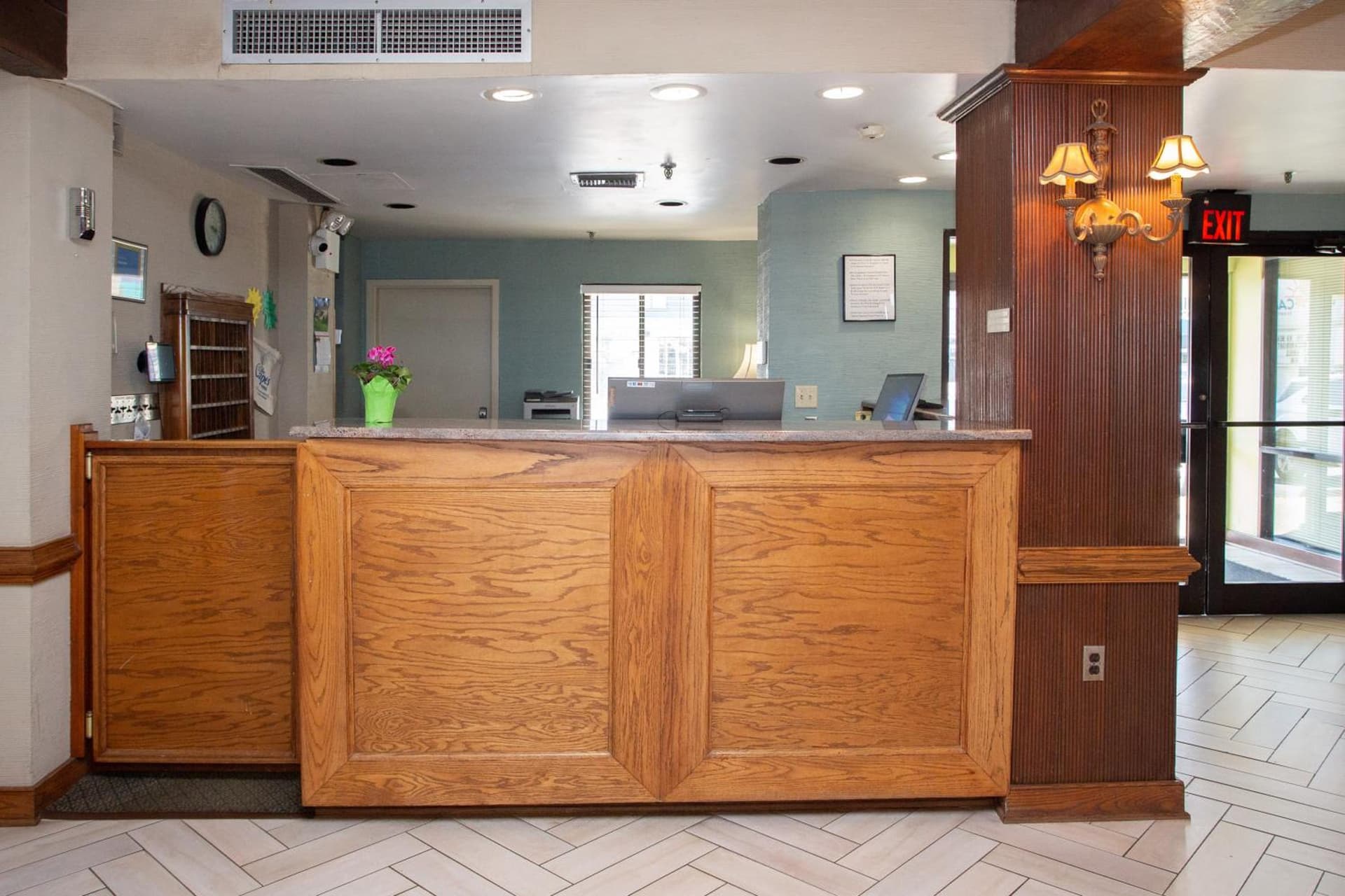 Capes Hotel gallery photo in Virginia Beach, VA — image 72