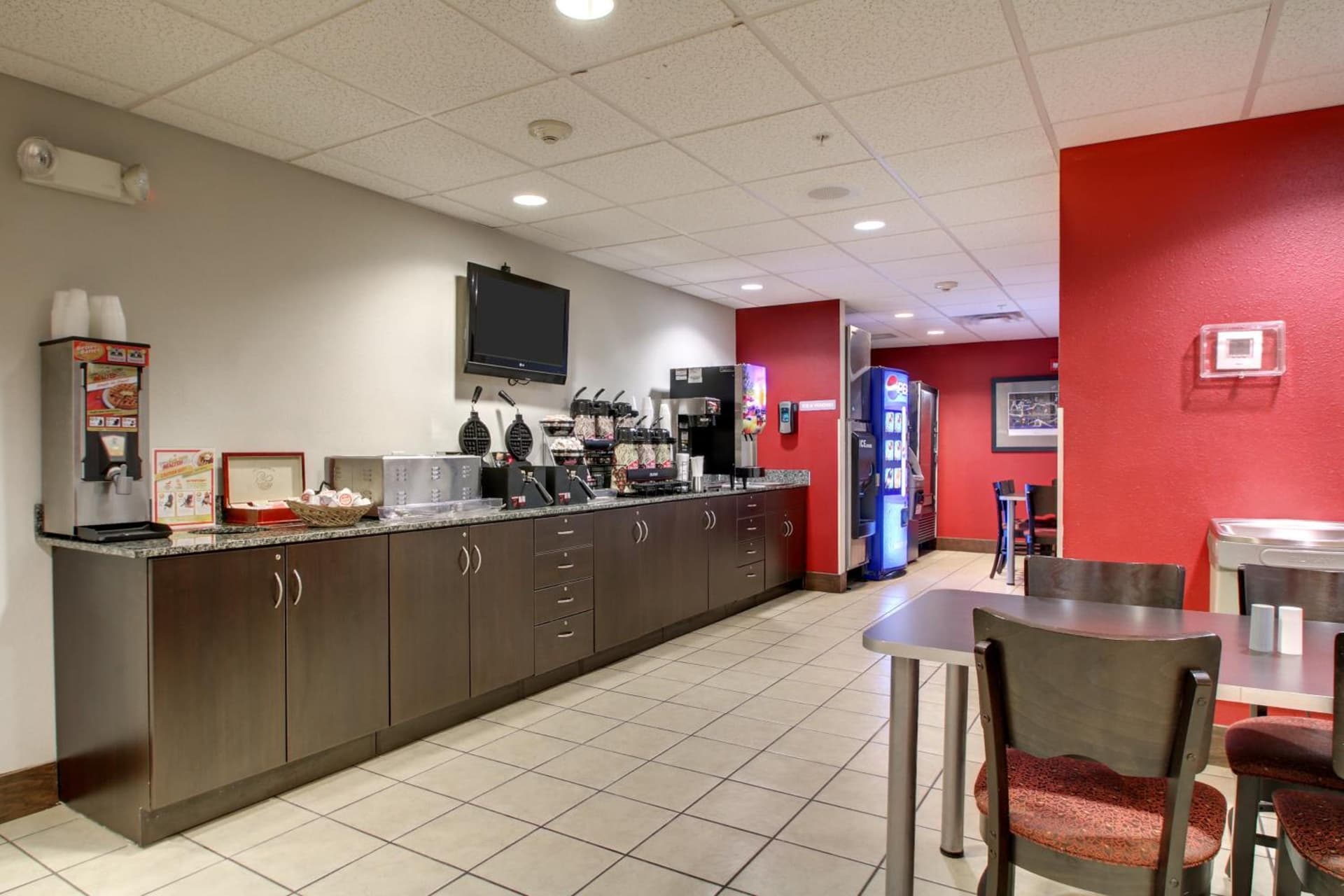 Microtel Inn & Suites by Wyndham Tuscaloosa gallery photo in Tuscaloosa, AL — image 34