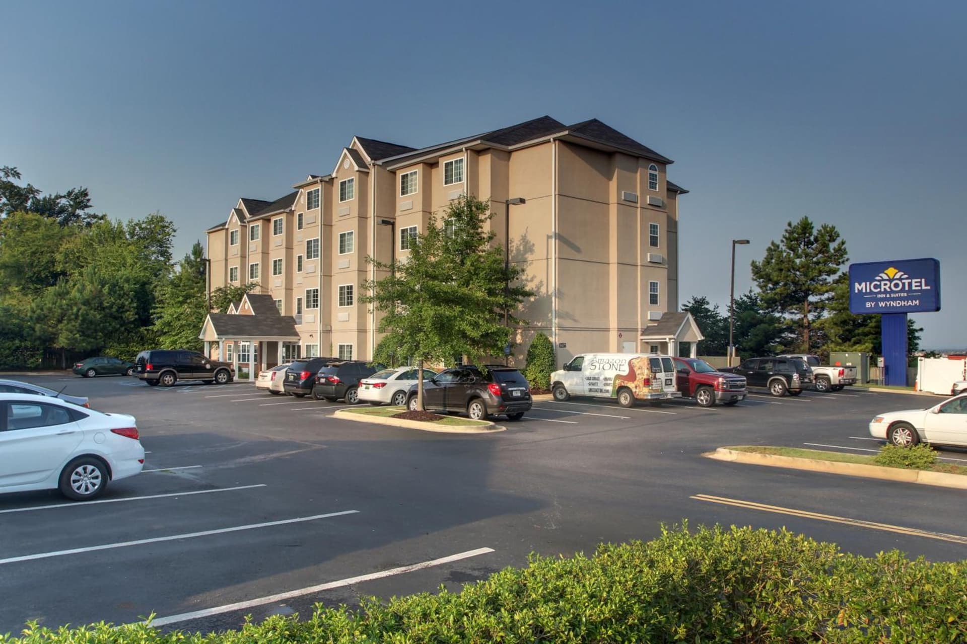 Microtel Inn & Suites by Wyndham Tuscaloosa gallery photo in Tuscaloosa, AL — image 6