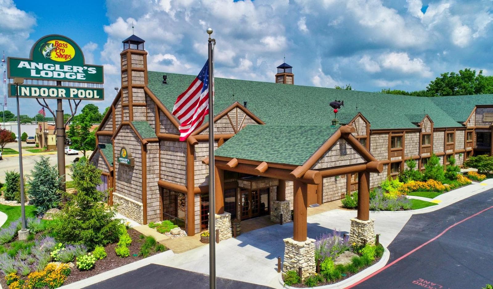 Bass Pro Shops Angler's Lodge gallery photo in Springfield, MO — image 9