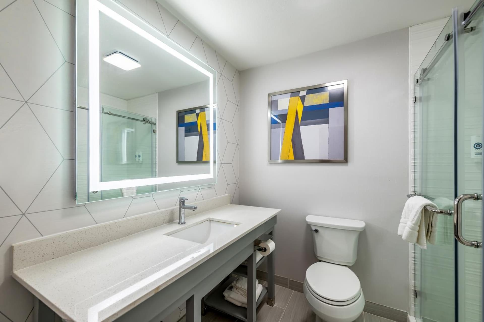 Comfort Suites Longview North interior in Longview, TX — gallery photo 2
