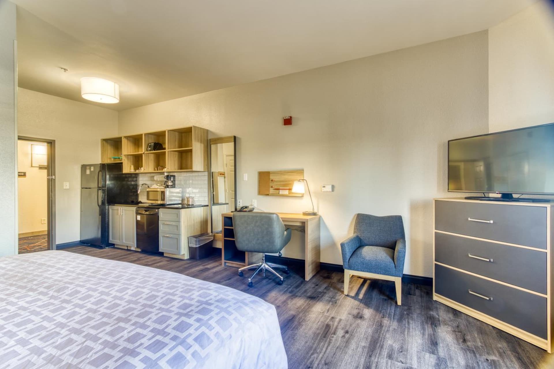 Candlewood Suites New Bern by IHG gallery photo in New Bern, NC — image 29