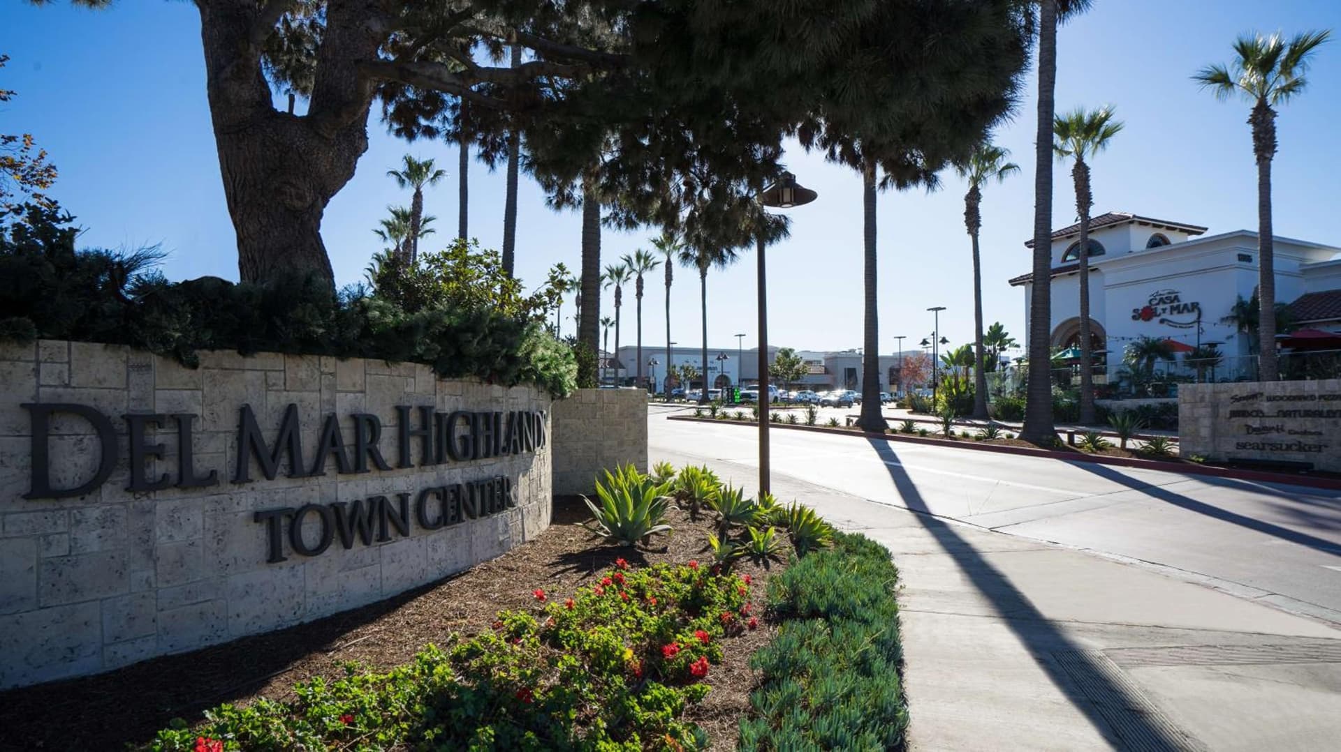 DoubleTree by Hilton San Diego Del Mar property views in San Diego, CA — gallery photo 3