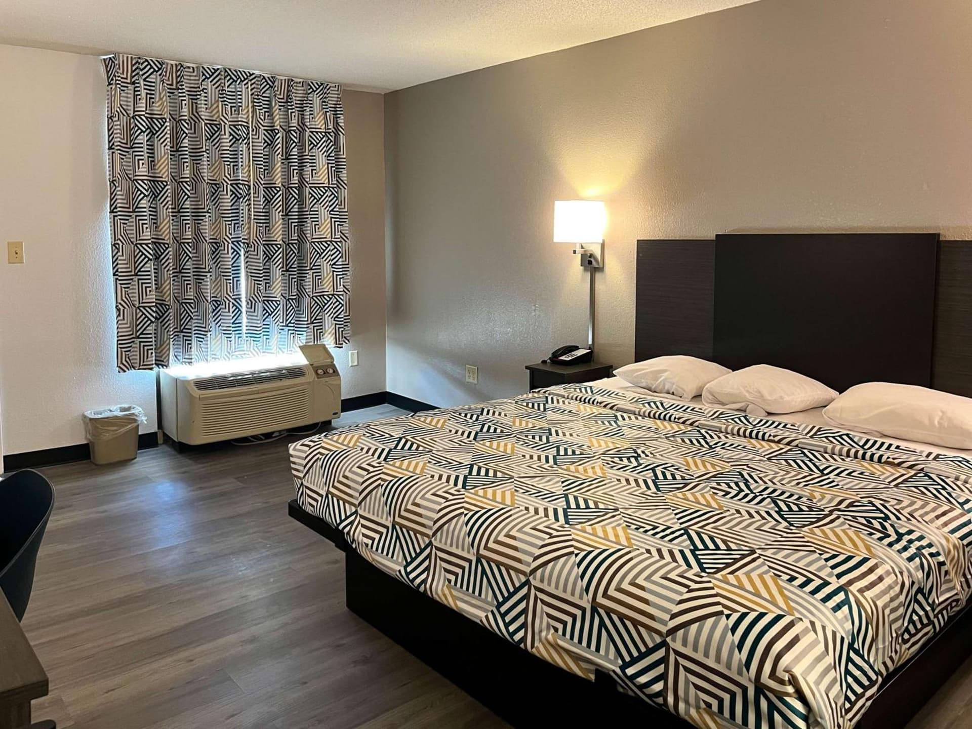 Motel 6 Montgomery, AL - Eastern Blvd. gallery photo in Montgomery, AL — image 6