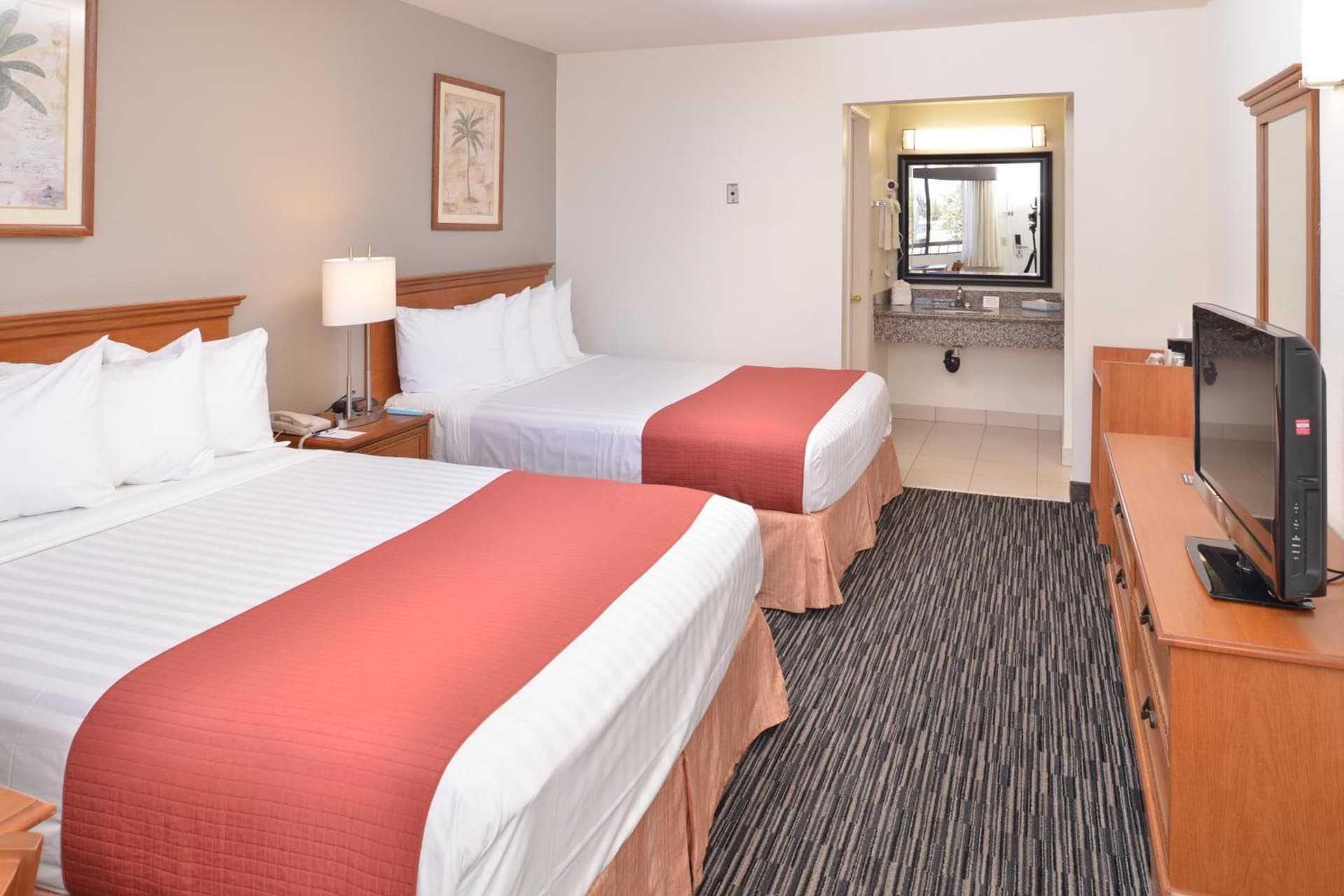 Pleasant Inn interior in San Diego, CA — gallery photo 2