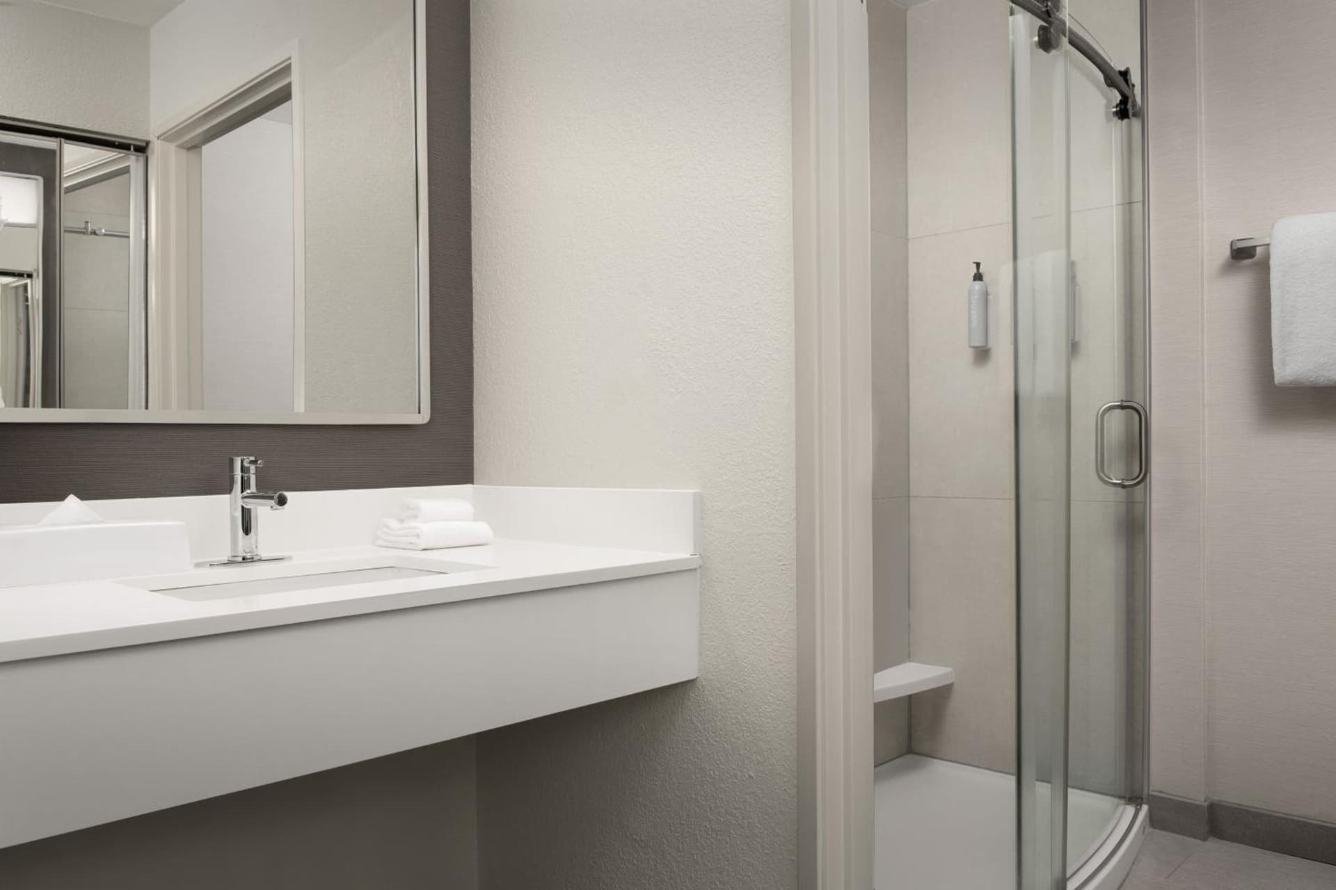 Courtyard by Marriott Panama City gallery photo in Panama City, FL — image 32