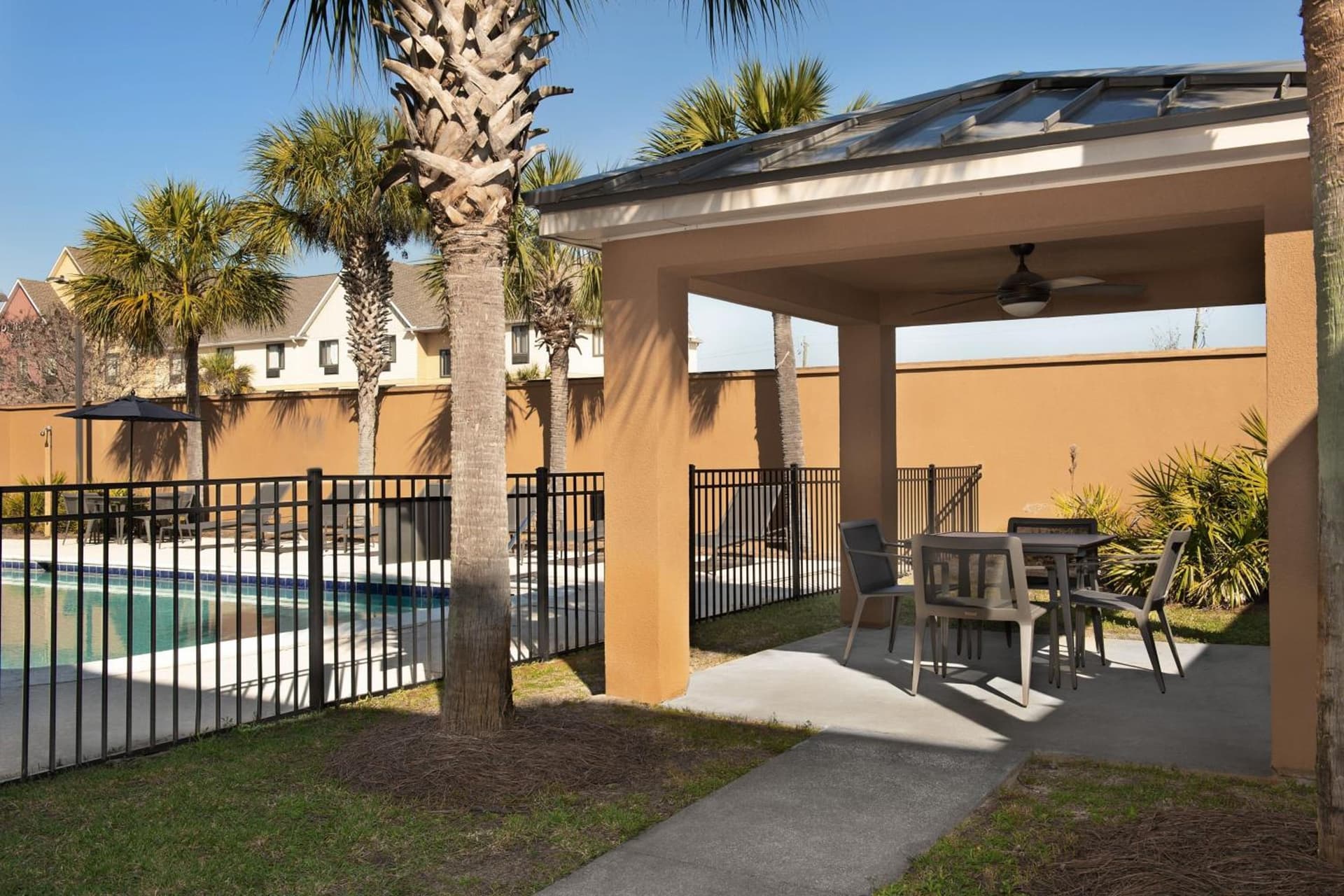 Courtyard by Marriott Panama City gallery photo in Panama City, FL — image 15