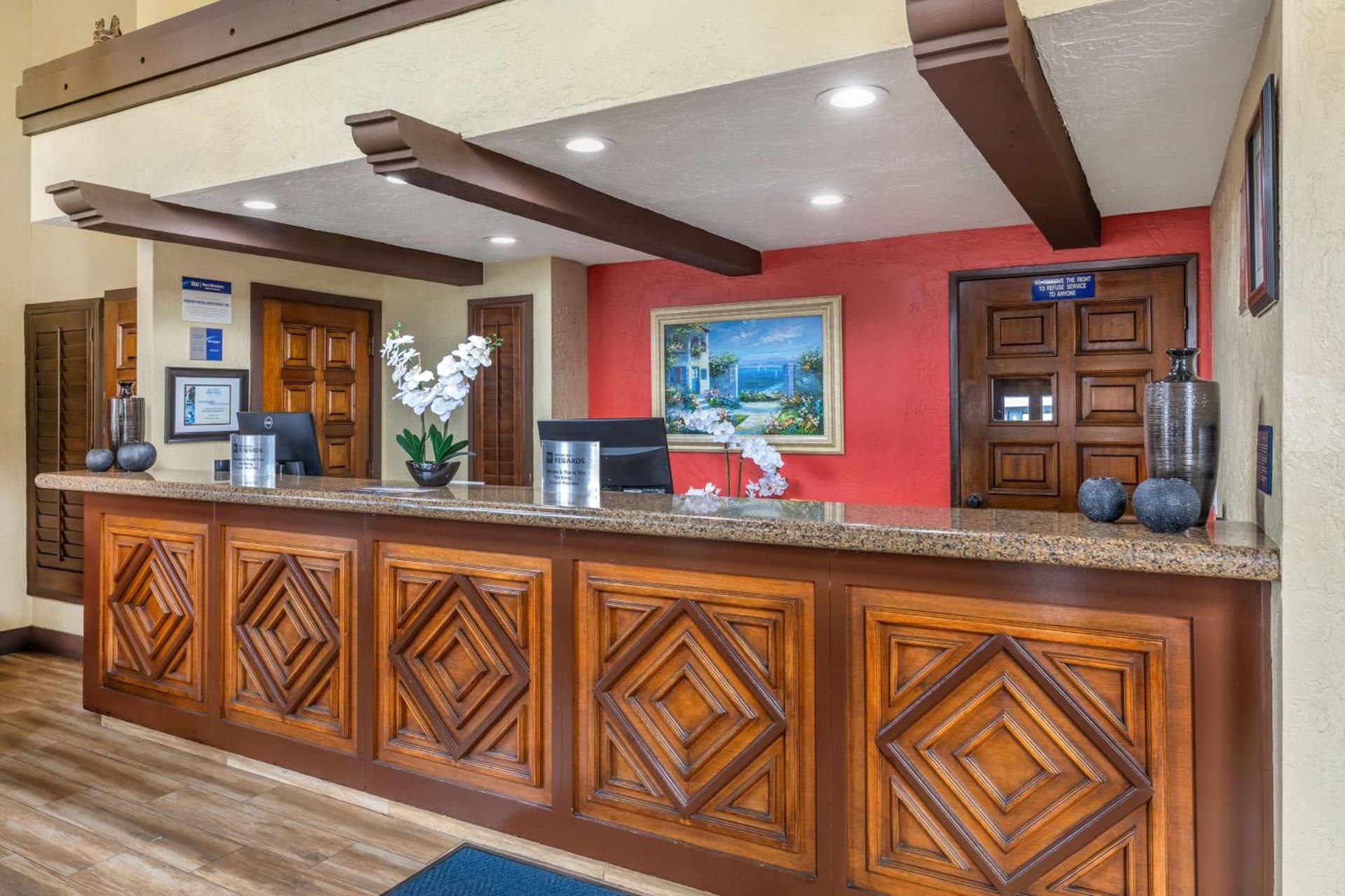 Best Western Americana Inn property views in San Diego, CA — gallery photo 3
