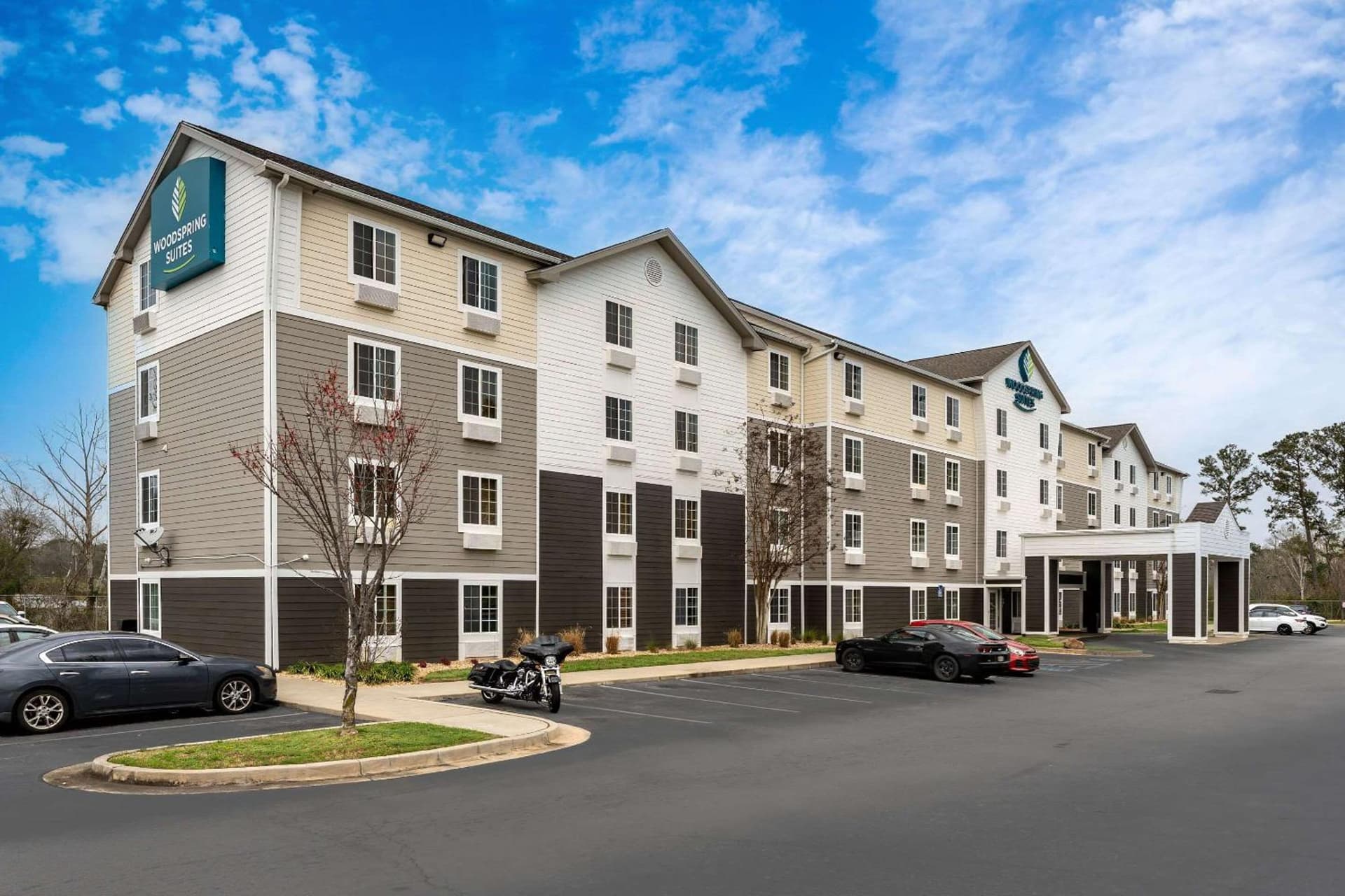 WoodSpring Suites Macon North featured exterior or lobby in Macon, GA — similar hotel