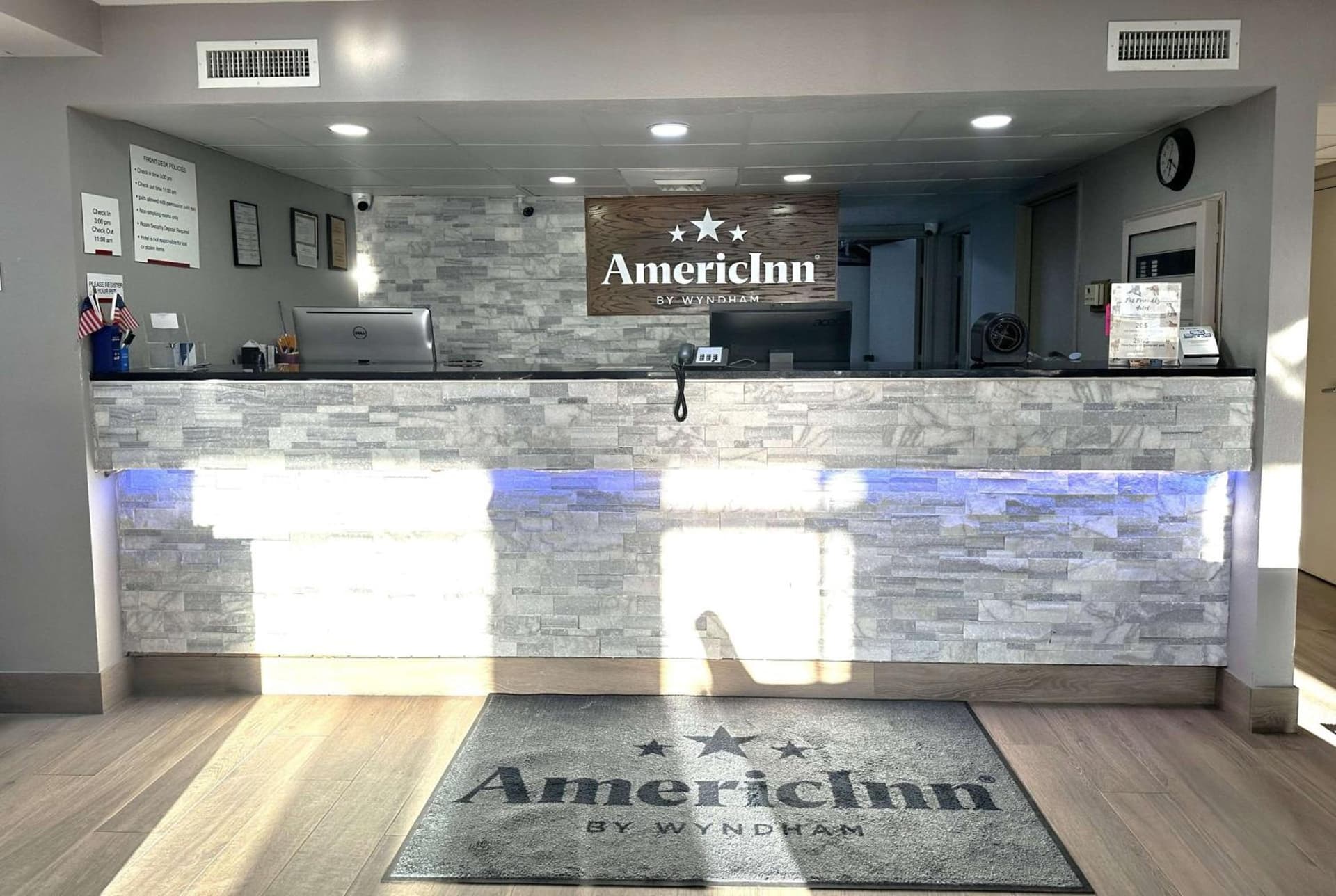AmericInn by Wyndham Reedsburg interior in Reedsburg, WI — gallery photo 2