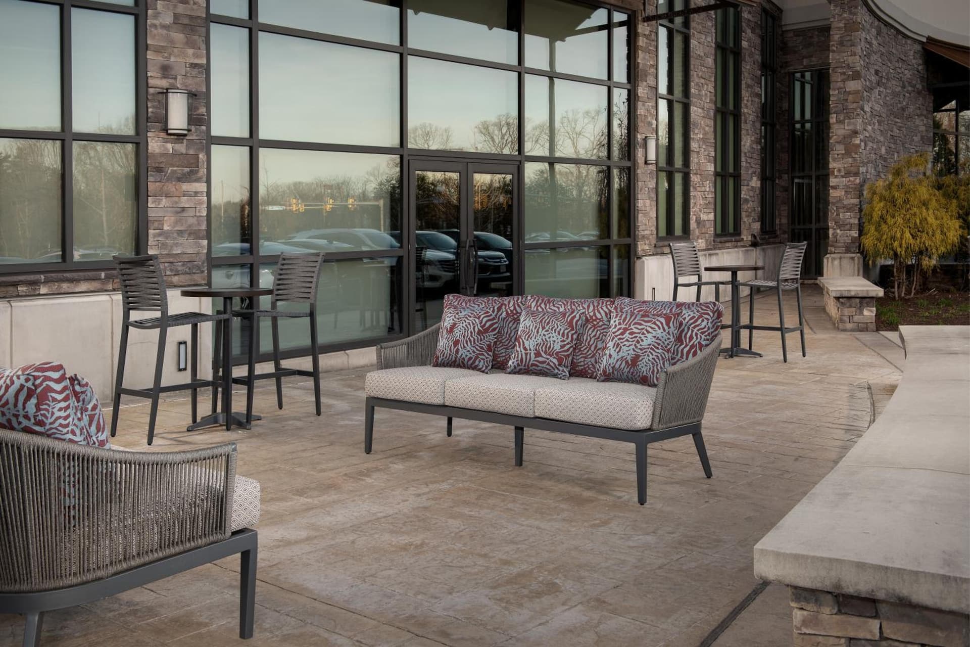 Embassy Suites Springfield gallery photo in Springfield, VA — image 9