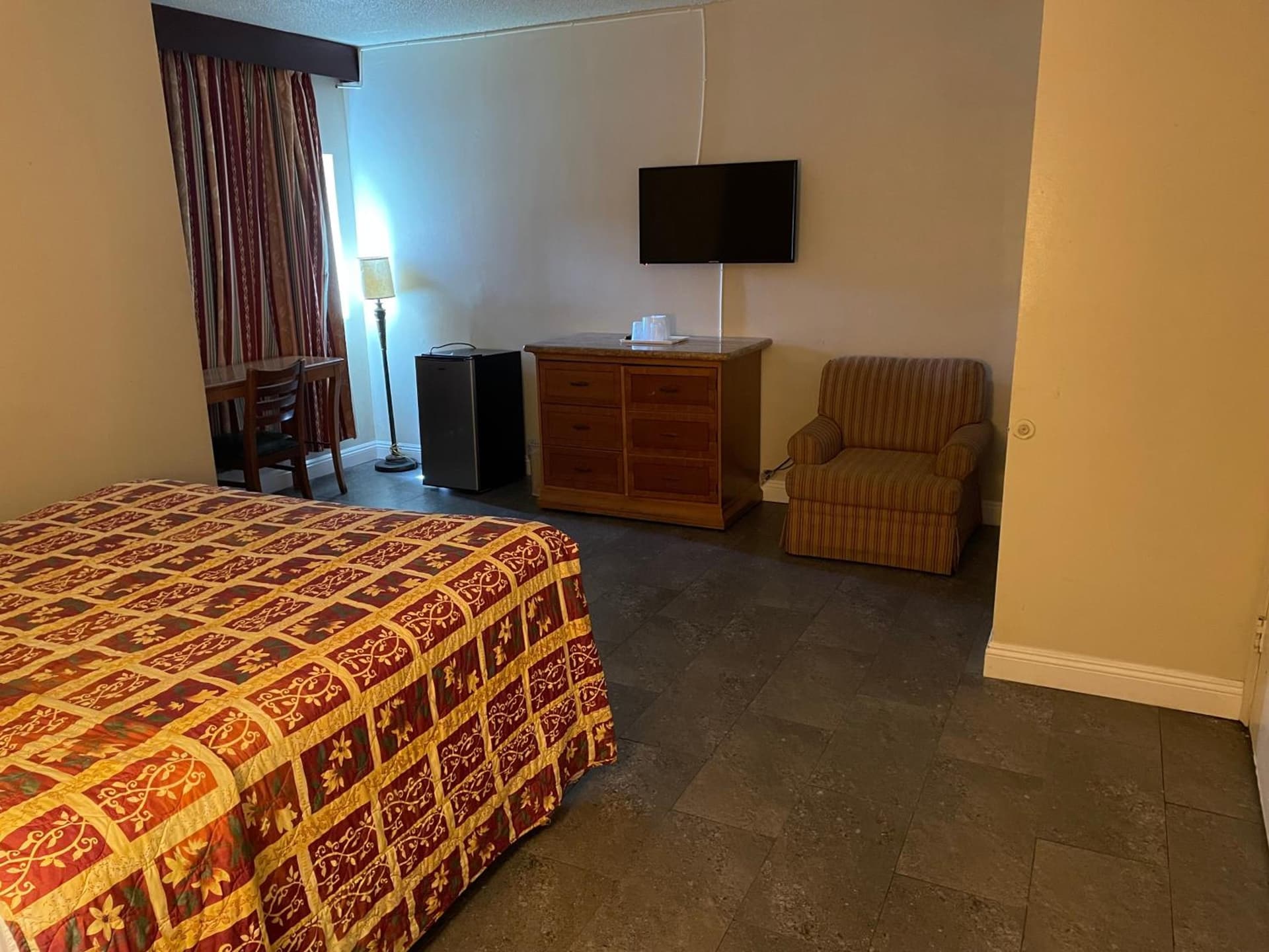 Grand Inn gallery photo in Fullerton, CA — image 31