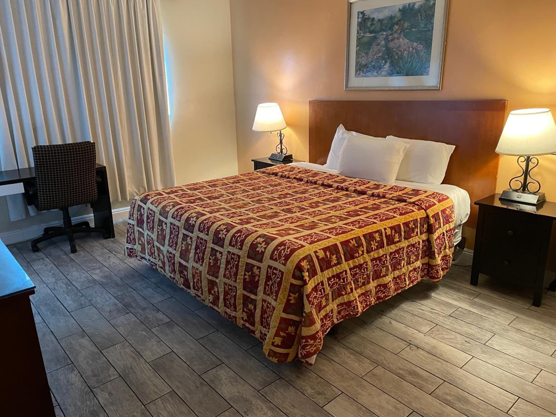 Grand Inn gallery photo in Fullerton, CA — image 28