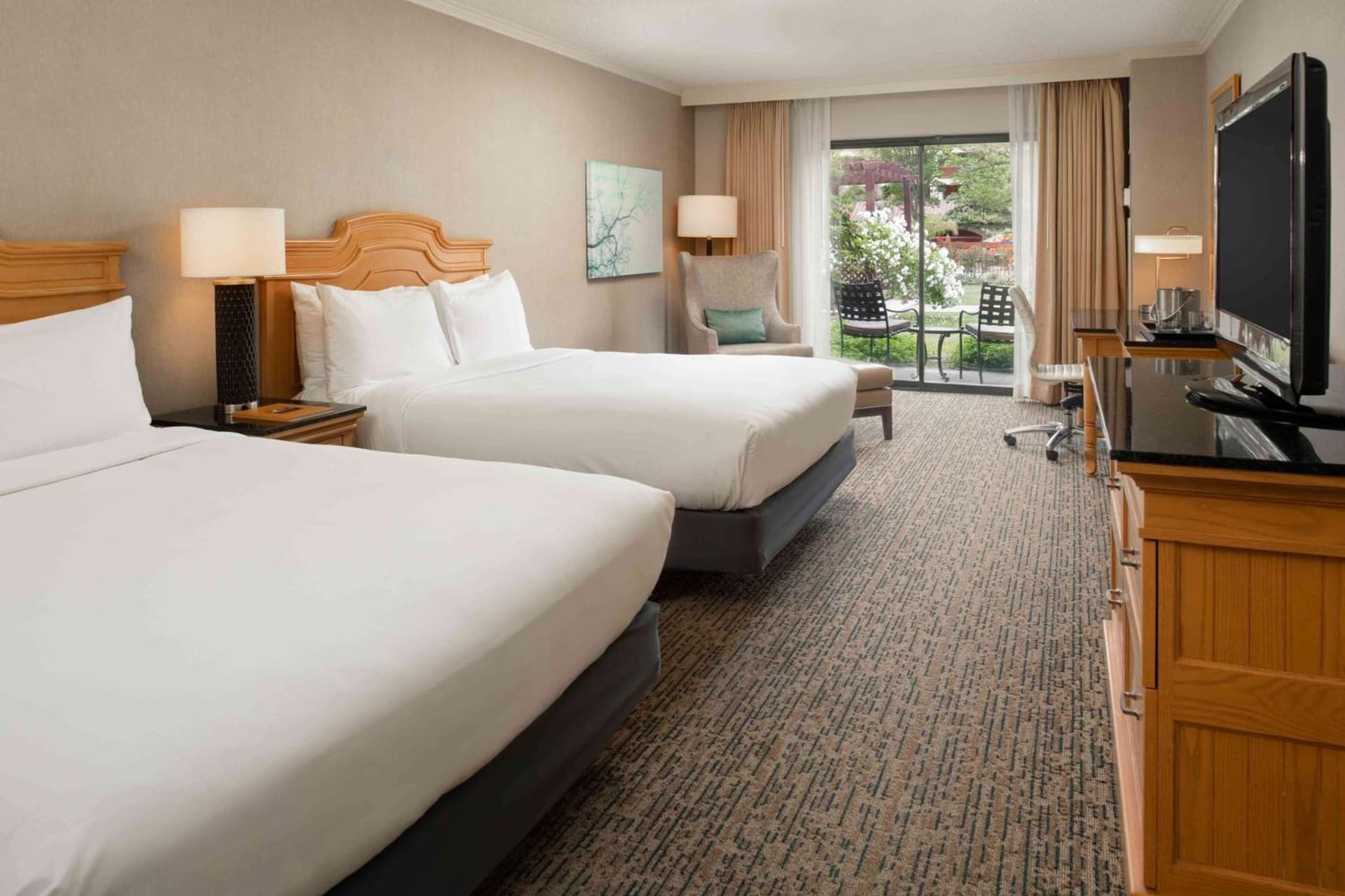 DoubleTree by Hilton Sonoma Wine Country gallery photo in Rohnert Park, CA — image 47